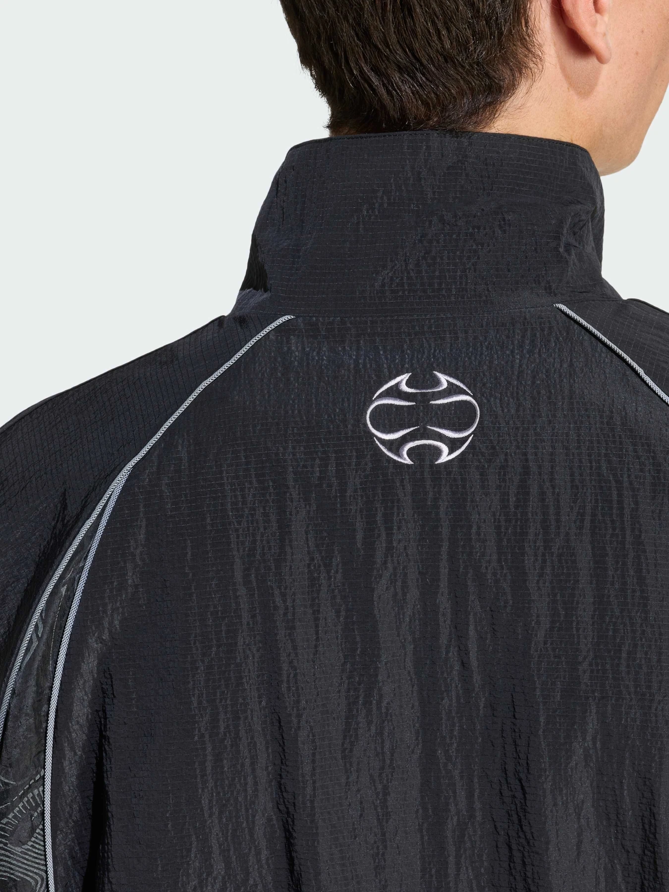 Худи и свитшоты Adidas модель KF8519 Худи и свитшоты Adidas модель KF8519 Фото