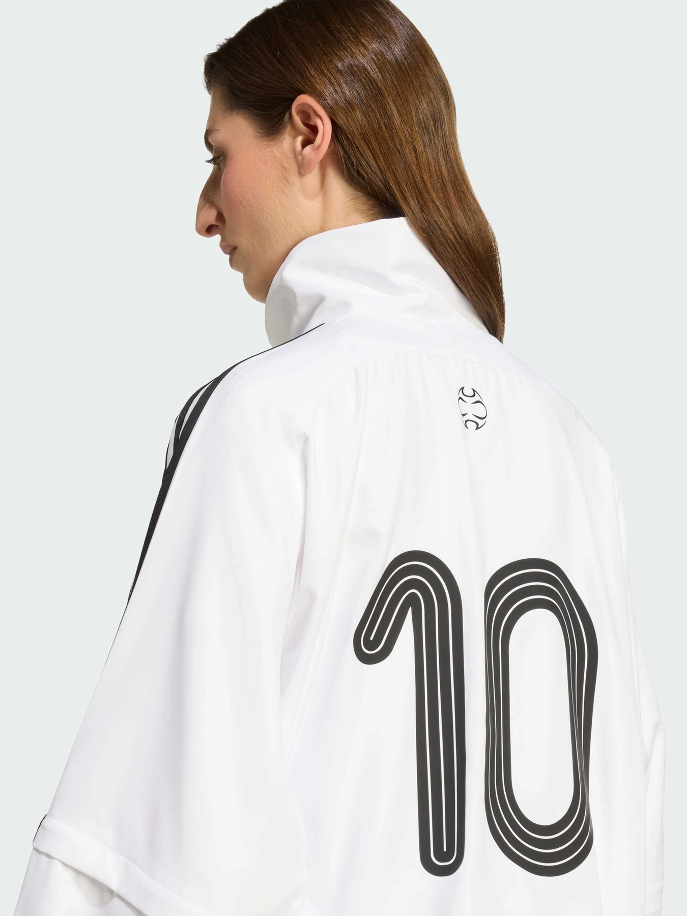 Худи и свитшоты Adidas модель KE7570 Фото