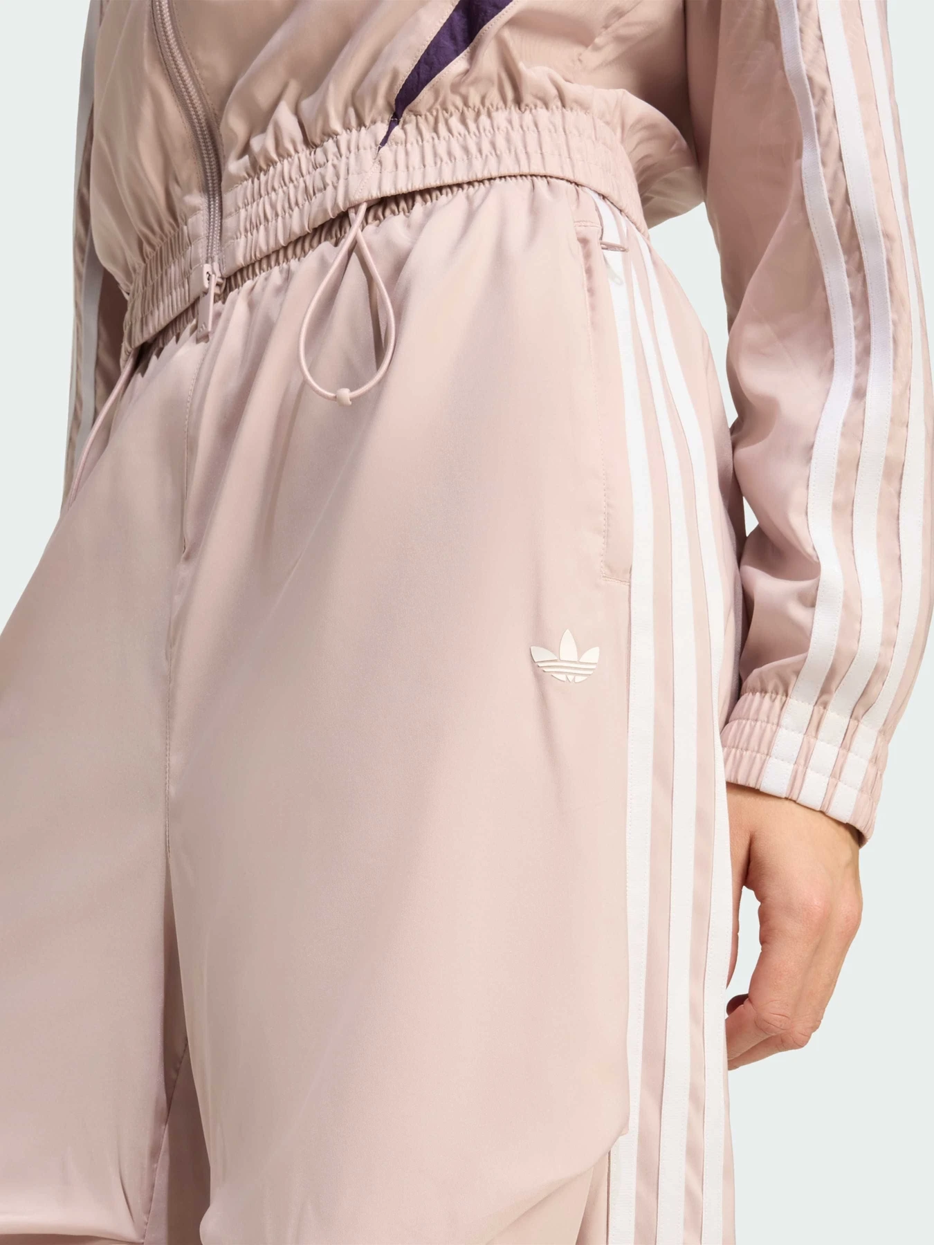 Брюки Adidas модель KE9791 Брюки Adidas модель KE9791 Фото