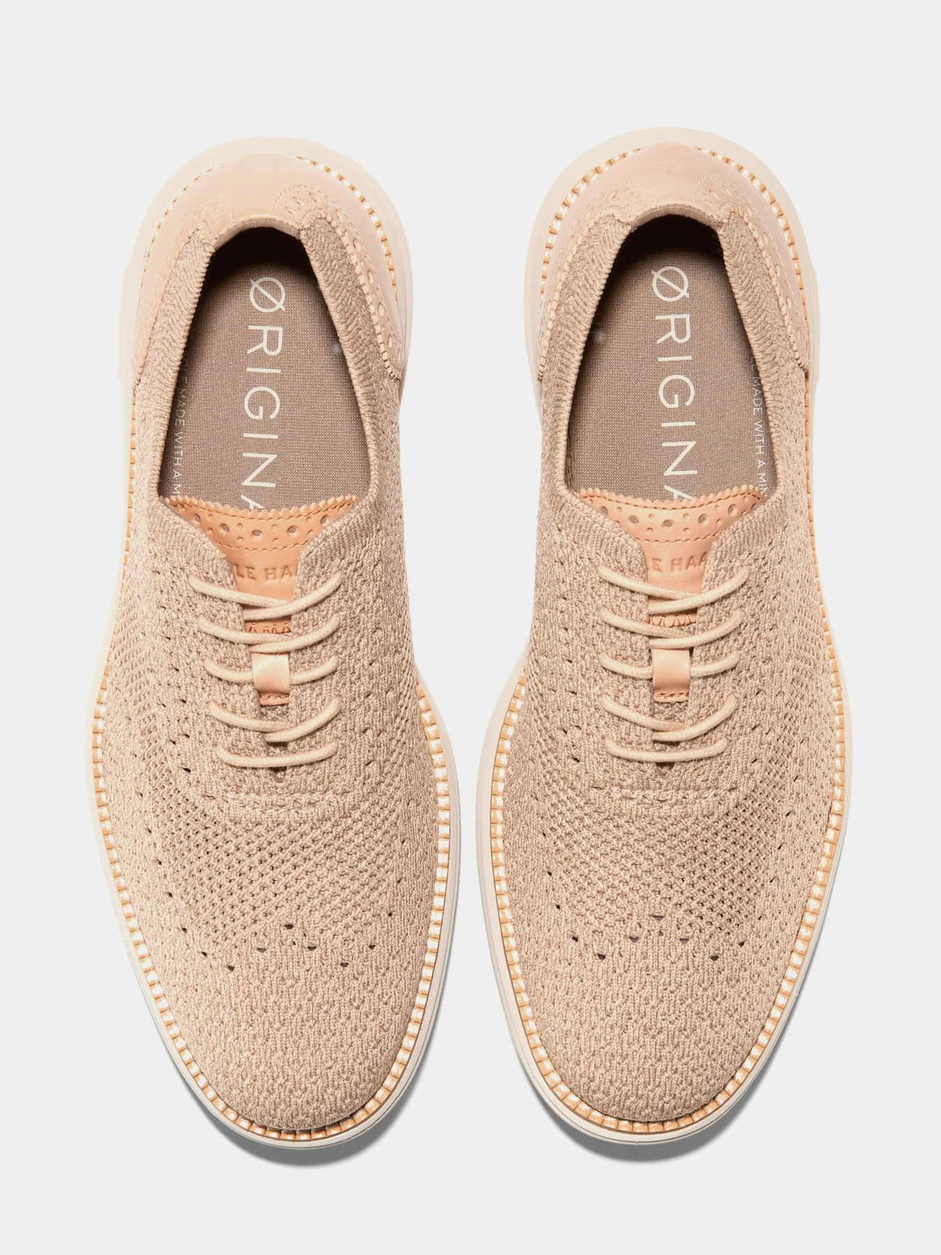 Туфли и лоферы Cole Haan модель C39508 Фото