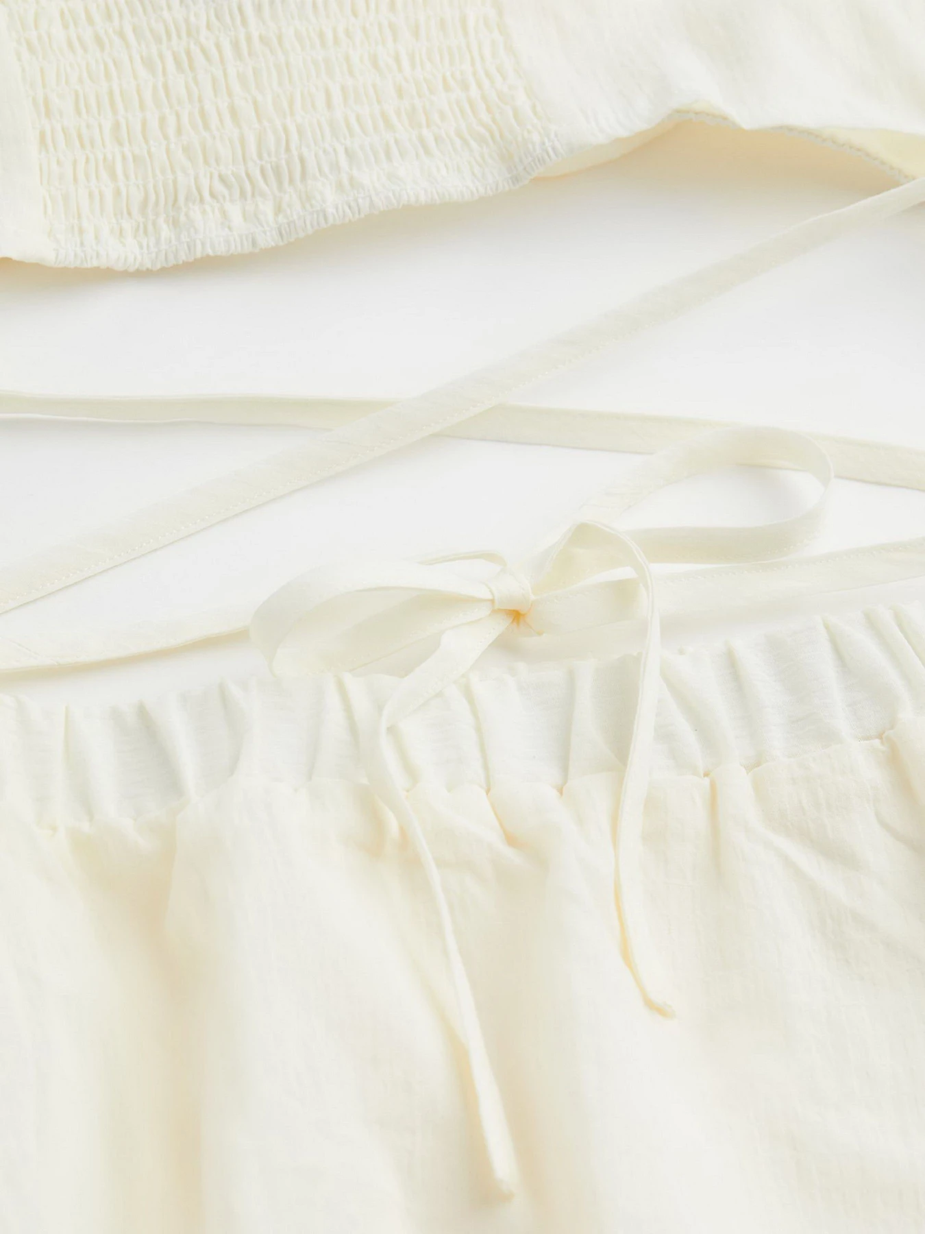 Платья H&M модель 10652795wer_Молочный Фото