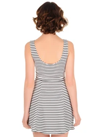 Платья H&M модель 4673026ral_Бело-черный Фото