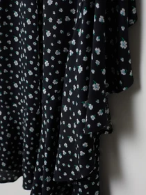 Платья H&M модель 6492747log_Черный Фото