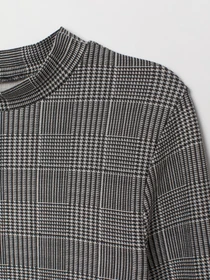 Платья H&M модель 7509618log_Черно-белый Фото