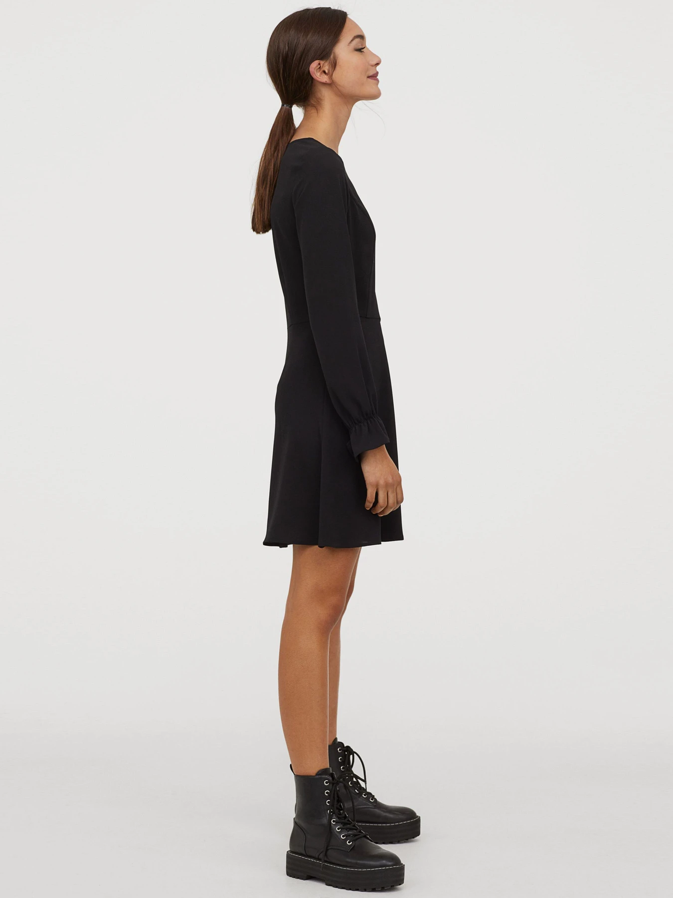 Платья H&M модель 7818331RP5_Черный Фото