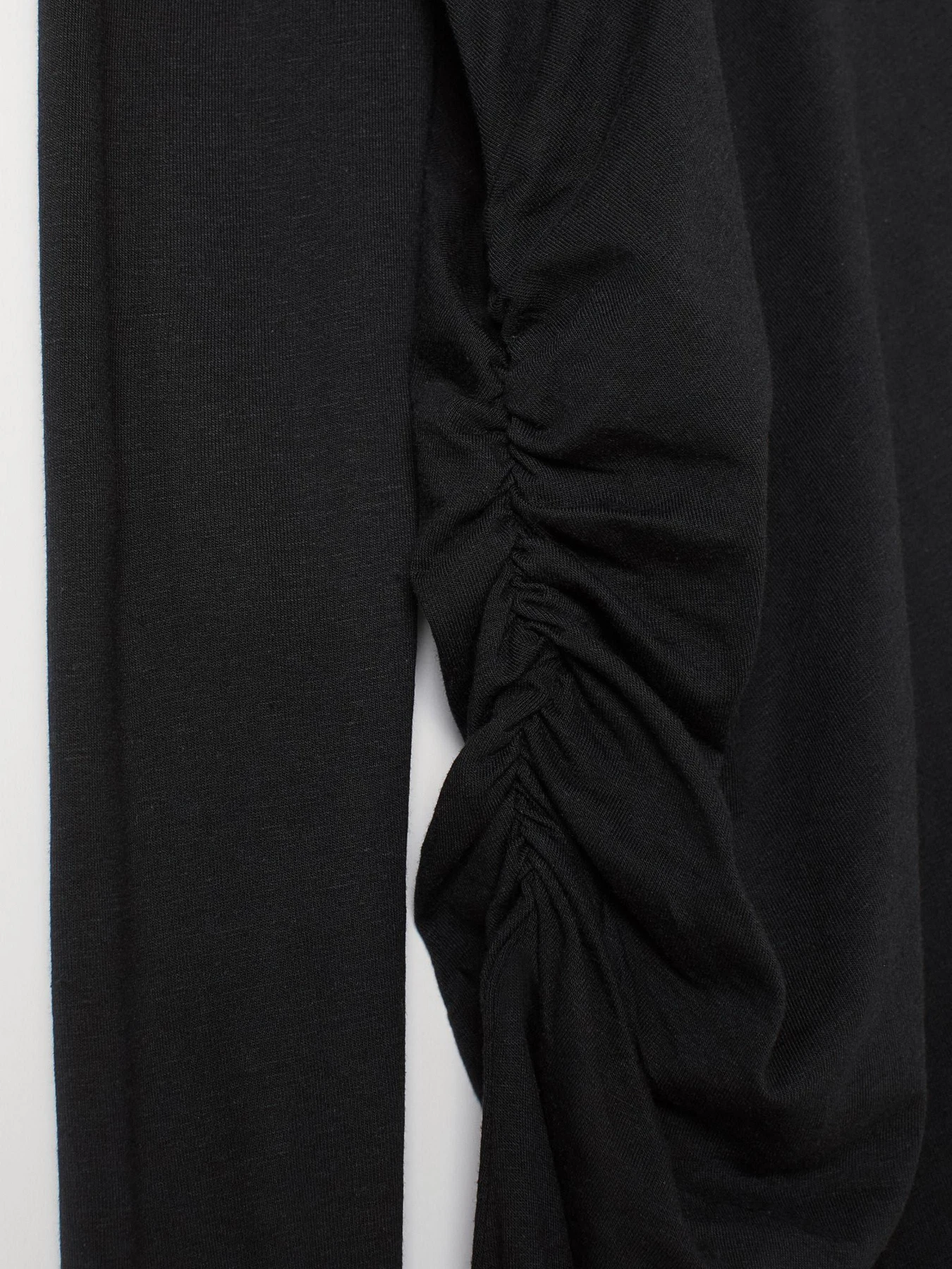 Платья H&M модель 8027790sdm_Черный Фото