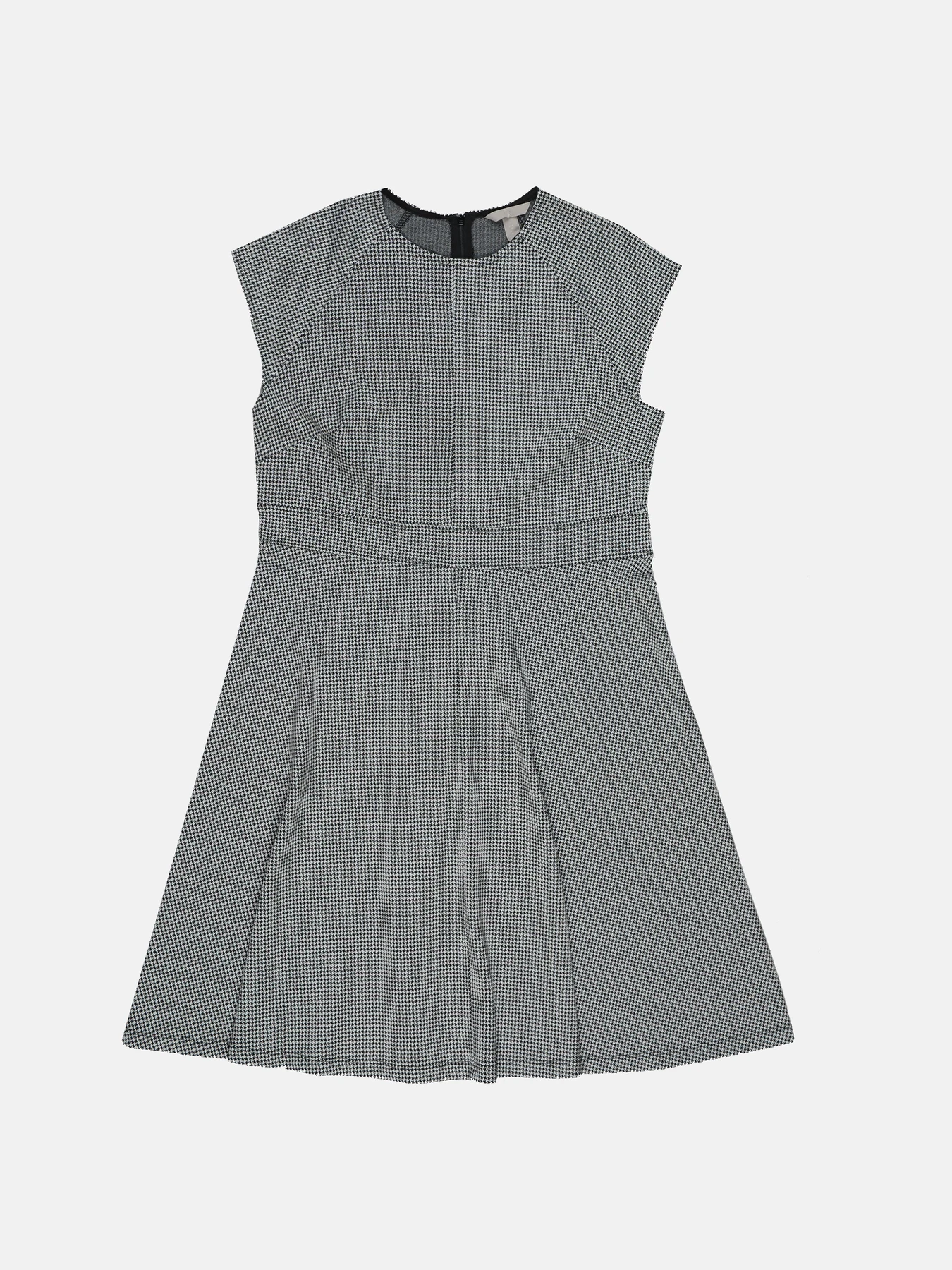 Платья H&M модель 8181901sdm_Черно-белый Фото
