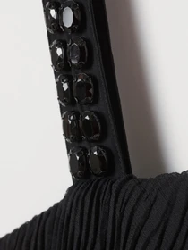 Платья H&M модель 8227250bar_Черный Фото