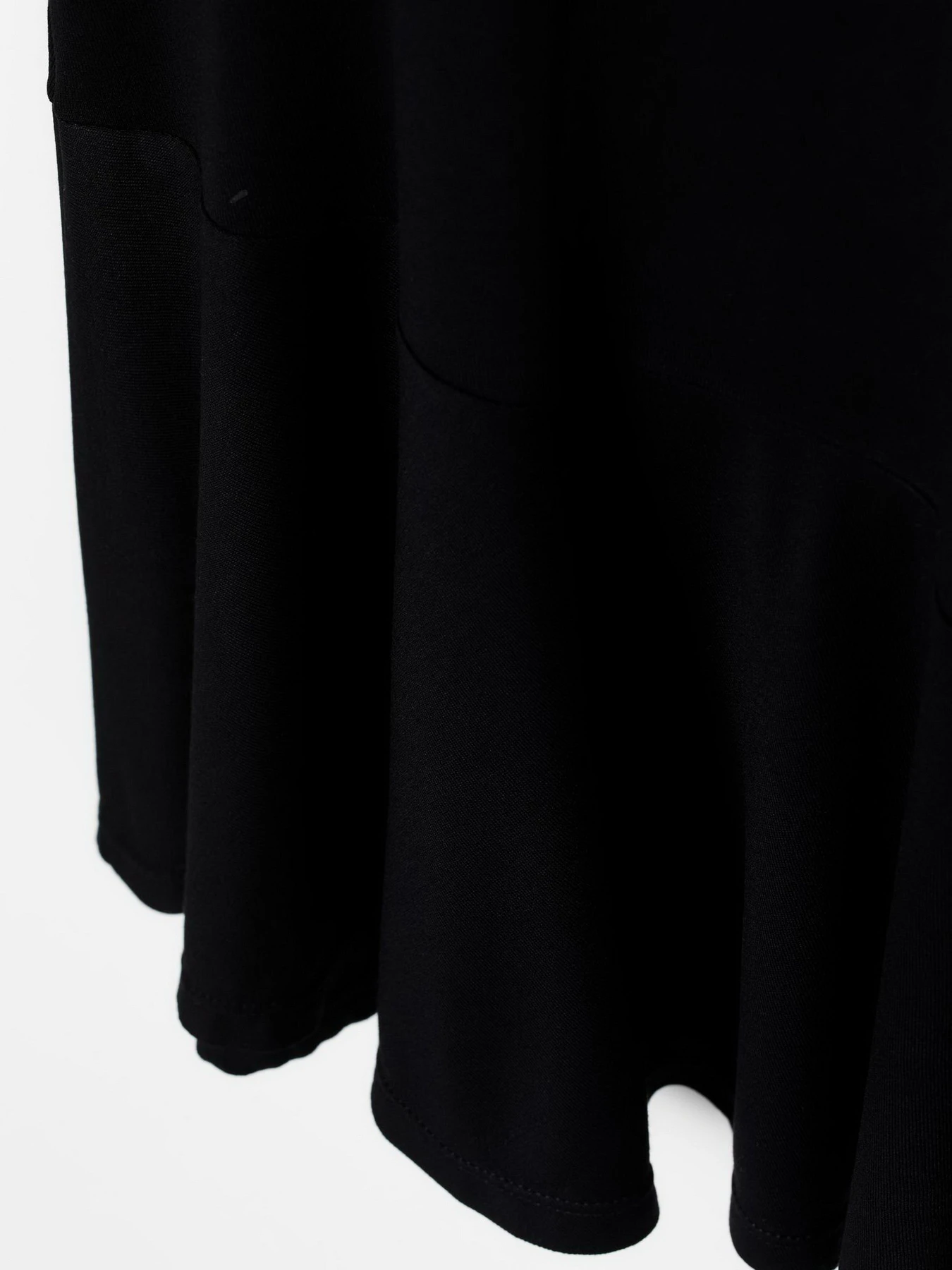 Платья H&M модель 8568401dm_Черный Фото