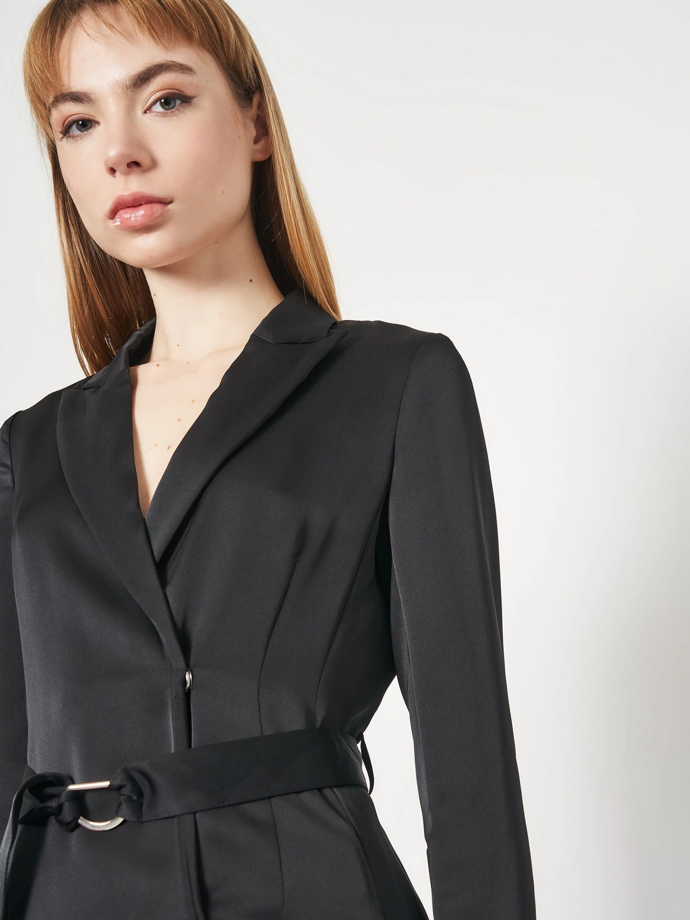 Платья H&M модель 9267332bar_Черный Фото