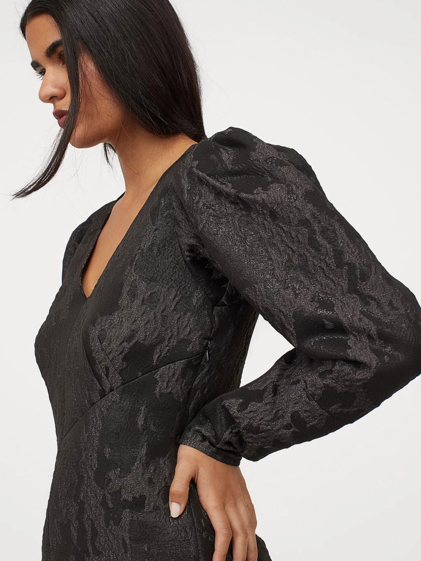 Платья H&M модель 9285162bar_Черный Фото