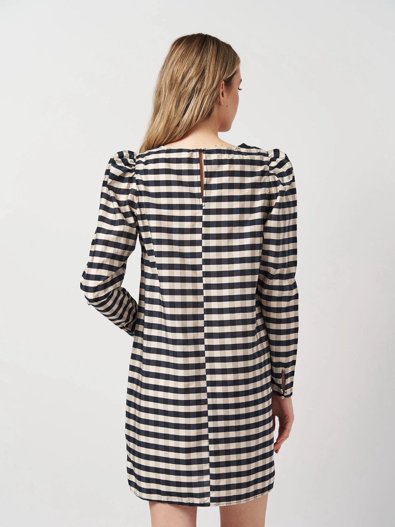 Платья H&M модель 9420713arl_Комбинированный Фото