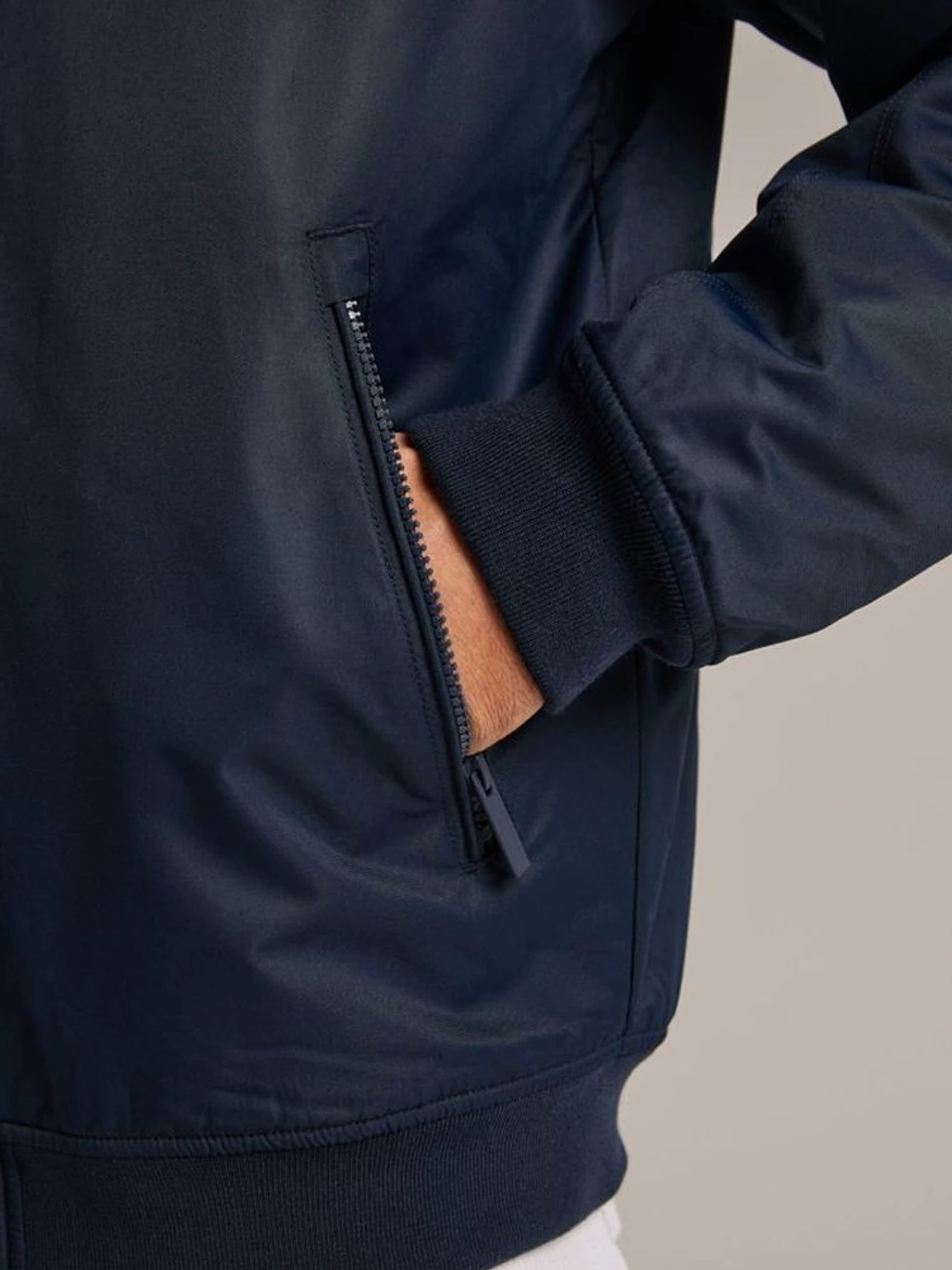 Куртки та дублянки DIVERSE Trymson модель 10047592 Куртки та дублянки DIVERSE Trymson модель 10047592 Фото