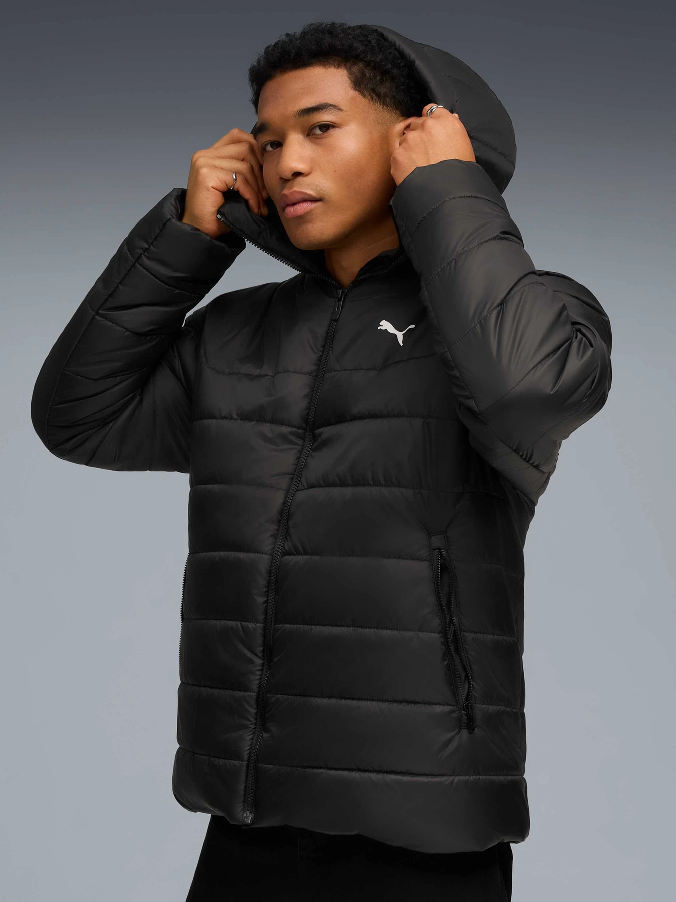 Куртки и дубленки PUMA Ess Hooded Padded Jacket модель 685211 Куртки и дубленки PUMA Ess Hooded Padded Jacket модель 685211 Фото