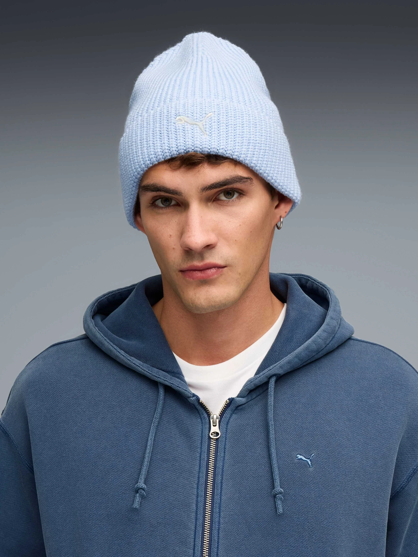 Шапки и кепки PUMA Premium Ess Highcrown Beanie модель 026407 Шапки и кепки PUMA Premium Ess Highcrown Beanie модель 026407 Фото