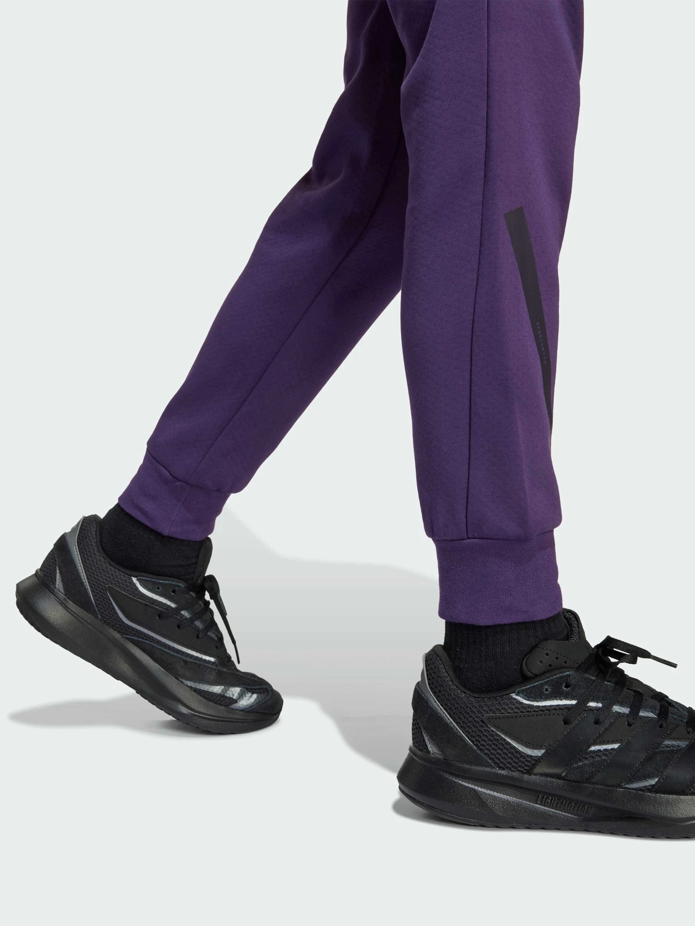 Штани Adidas ZNE модель JW2429 Фото