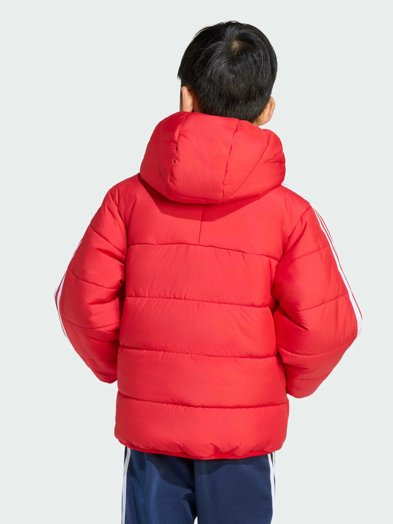 Куртки та дублянки Adidas Adicolor модель JV8550 Куртки та дублянки Adidas Adicolor модель JV8550 Фото
