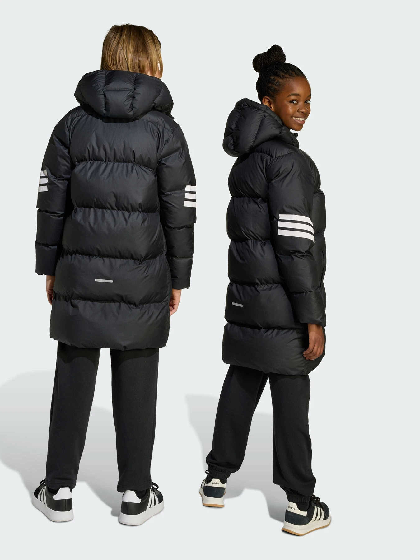 Куртки и дубленки Adidas модель JW2478 Куртки и дубленки Adidas модель JW2478 Фото