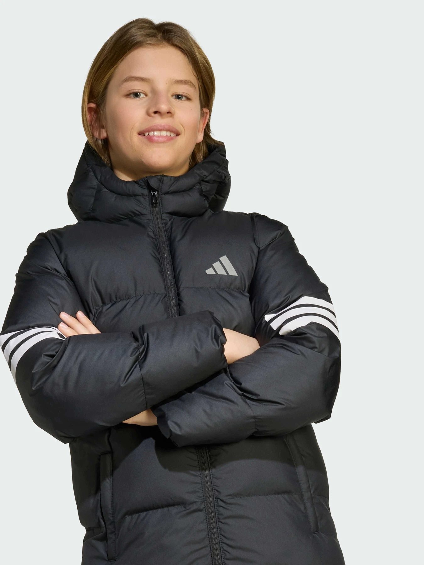 Куртки и дубленки Adidas модель JW2478 Куртки и дубленки Adidas модель JW2478 Фото