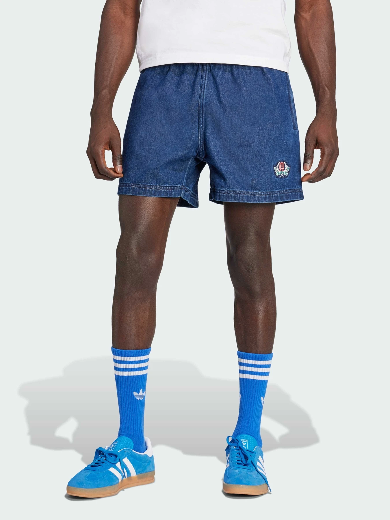 Шорты Adidas Graphics модель JX8169 Фото
