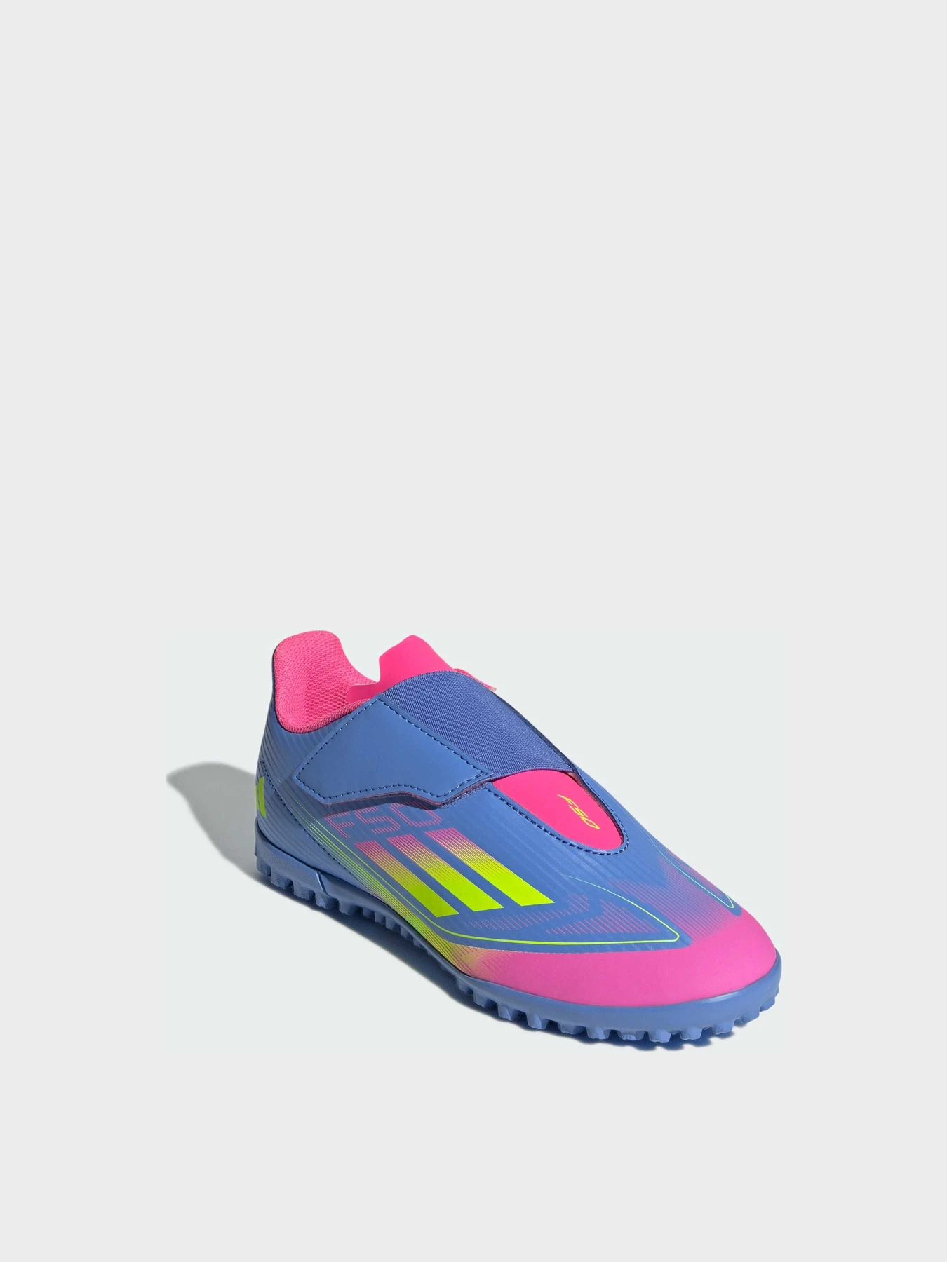 Кроссовки Adidas модель IE3728 Кроссовки Adidas модель IE3728 Фото