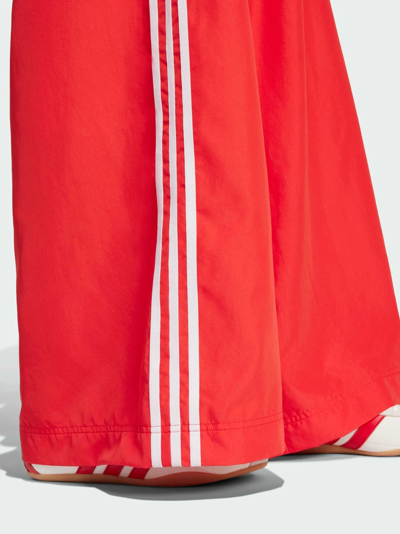 Брюки Adidas Adicolor модель JD3388 Фото