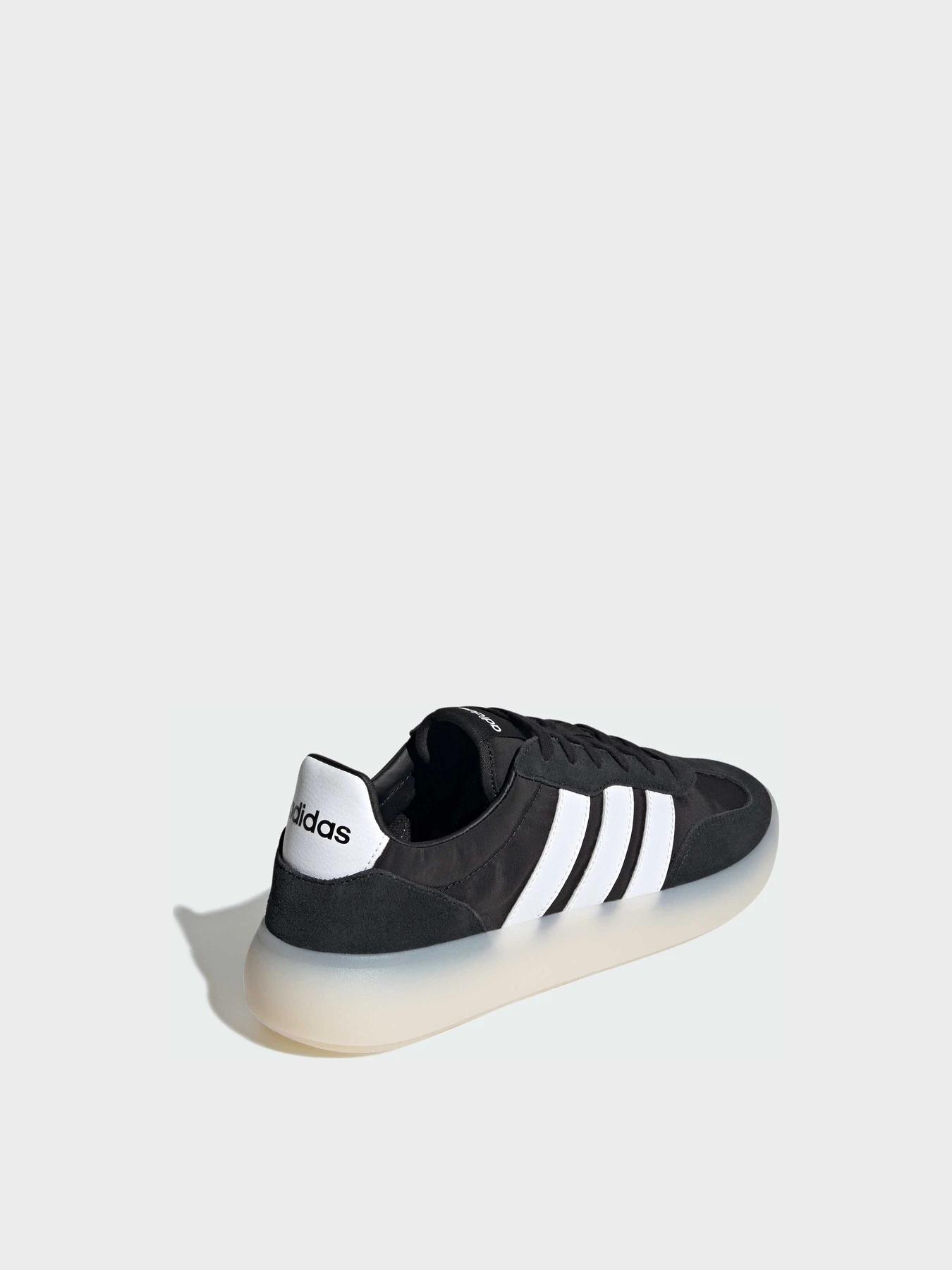 Кроссовки Adidas модель JI2316 Кроссовки Adidas модель JI2316 Фото