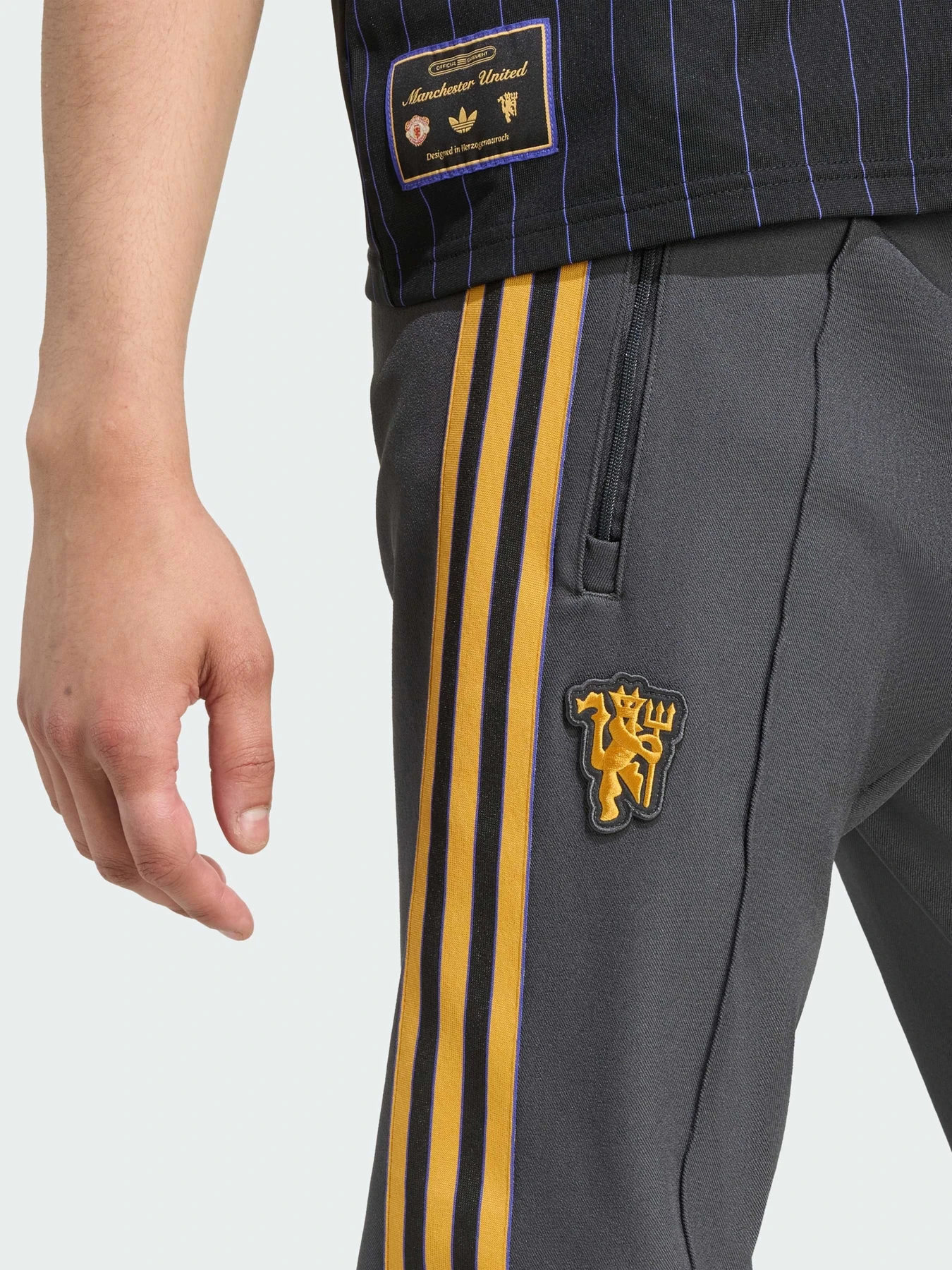 Брюки Adidas модель JN2815 Фото