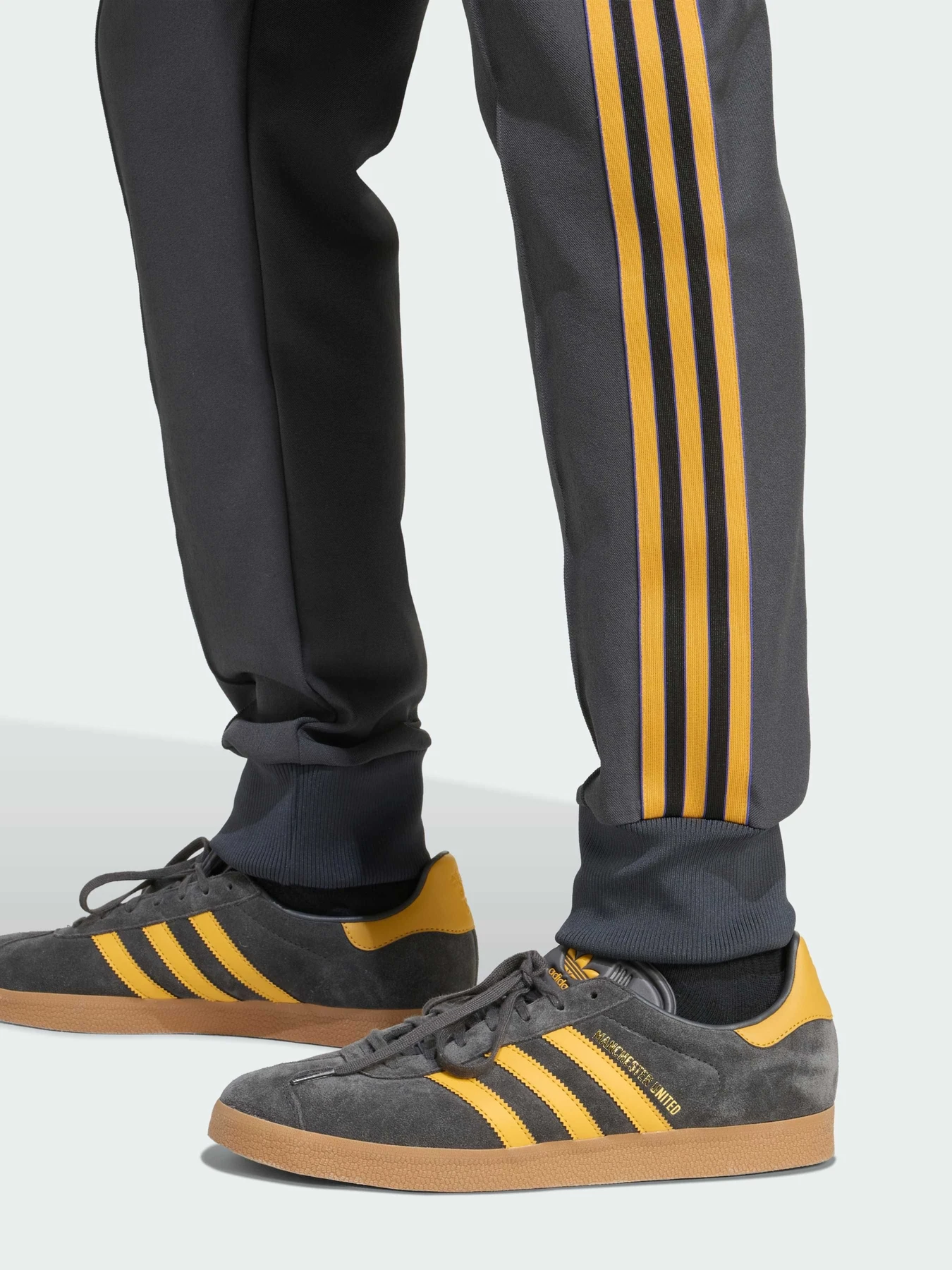 Брюки Adidas модель JN2815 Фото