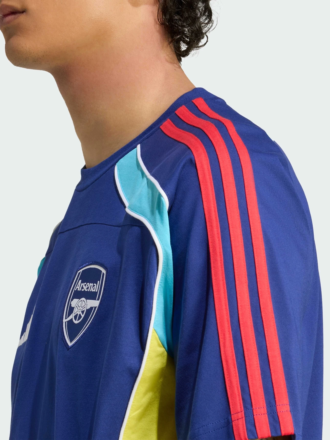 Футболки и поло Adidas модель JM9393 Футболки и поло Adidas модель JM9393 Фото