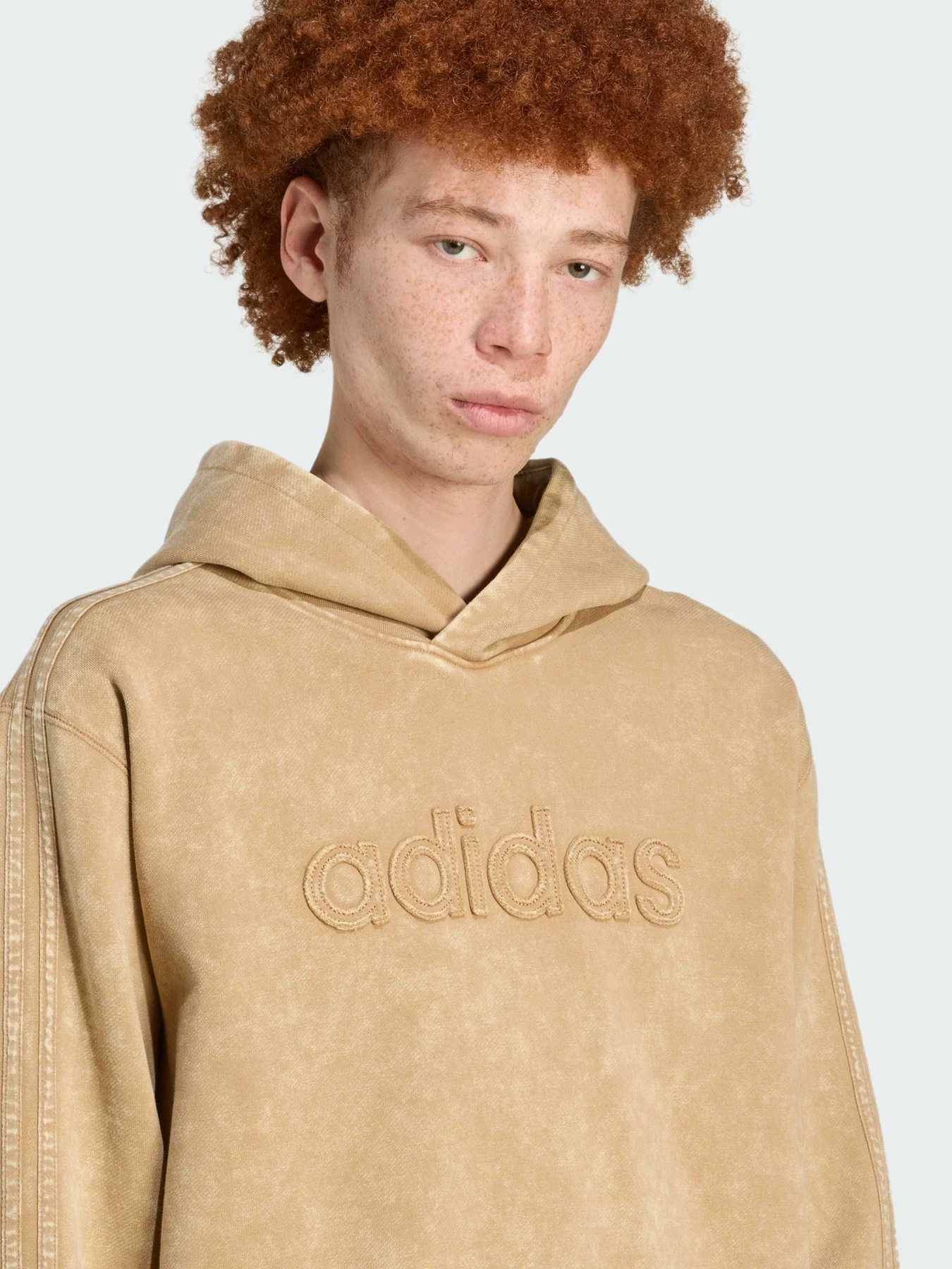 Худи и свитшоты Adidas Superstar модель JY2791 Худи и свитшоты Adidas Superstar модель JY2791 Фото