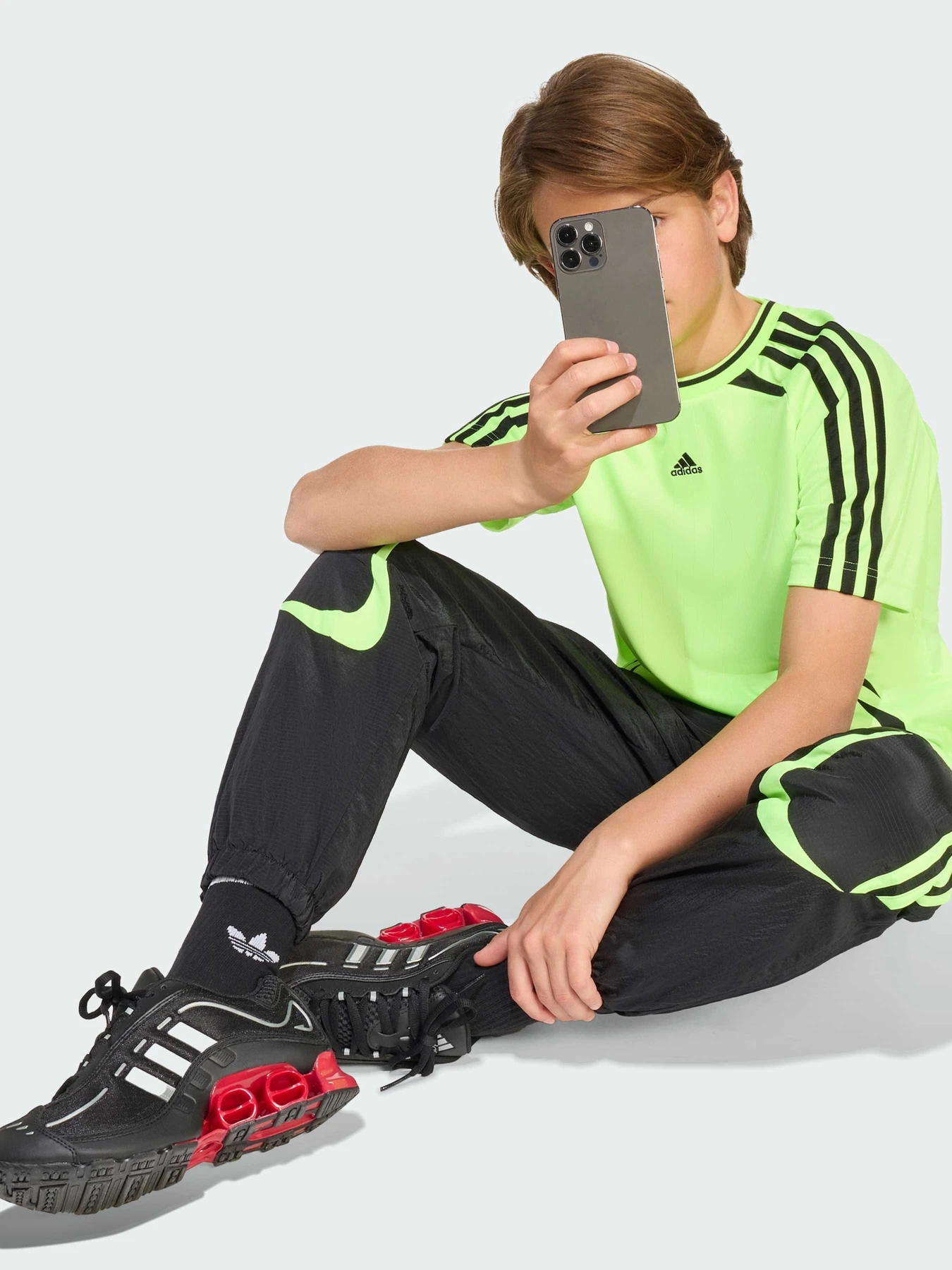 Футболки и поло Adidas Adicolor модель JY6318 Футболки и поло Adidas Adicolor модель JY6318 Фото