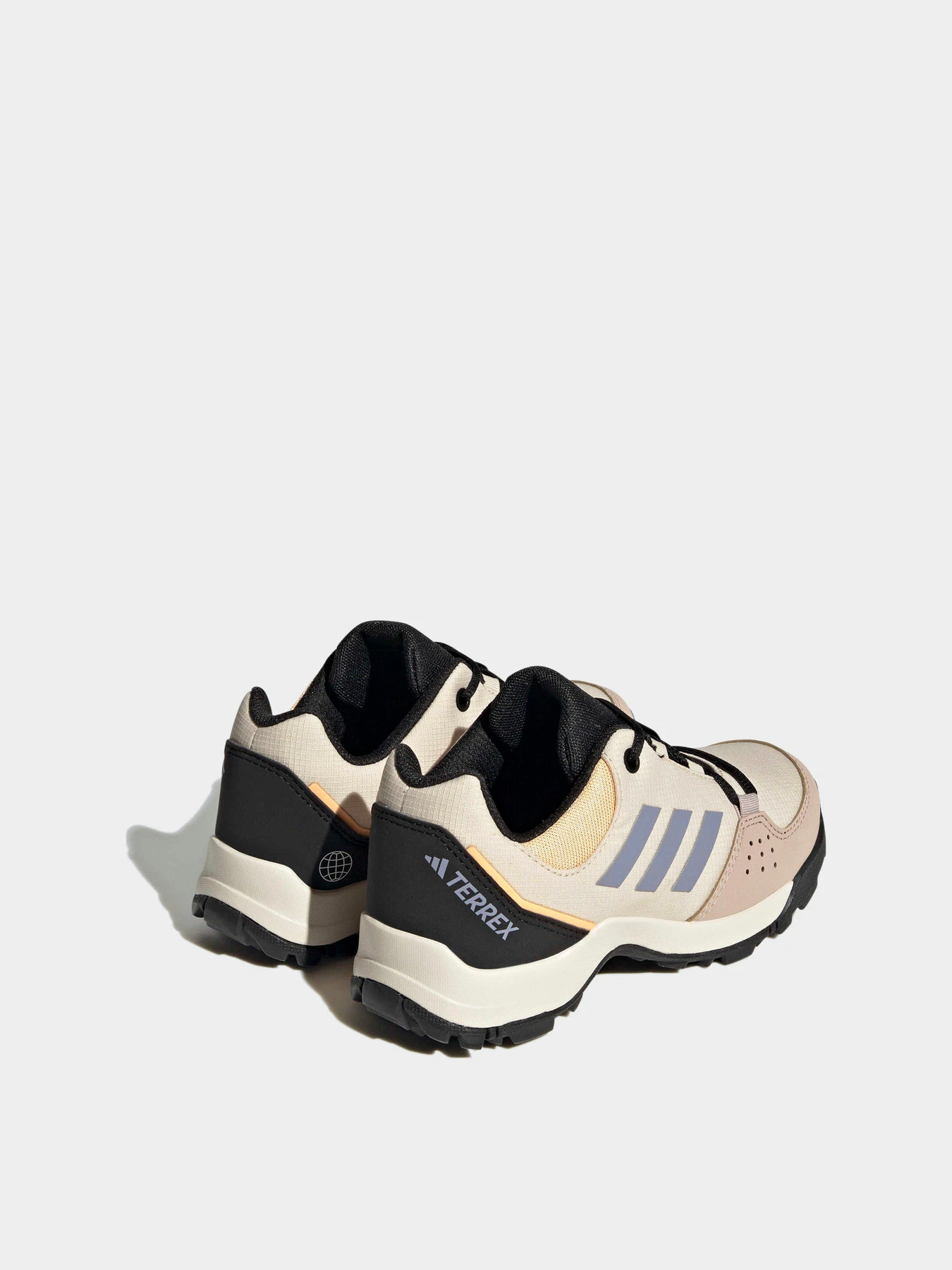 Кросівки Adidas модель HQ5824 Кросівки Adidas модель HQ5824 Фото