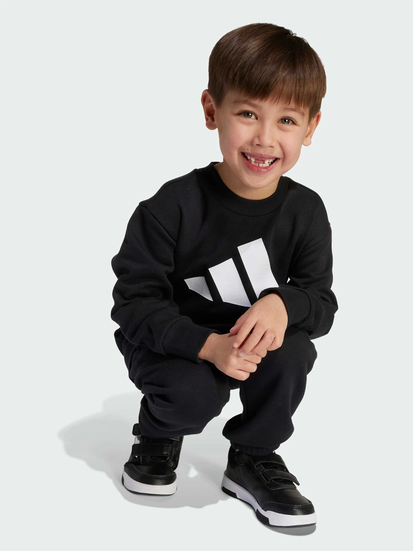 Костюмы Adidas модель JW2438 Костюмы Adidas модель JW2438 Фото