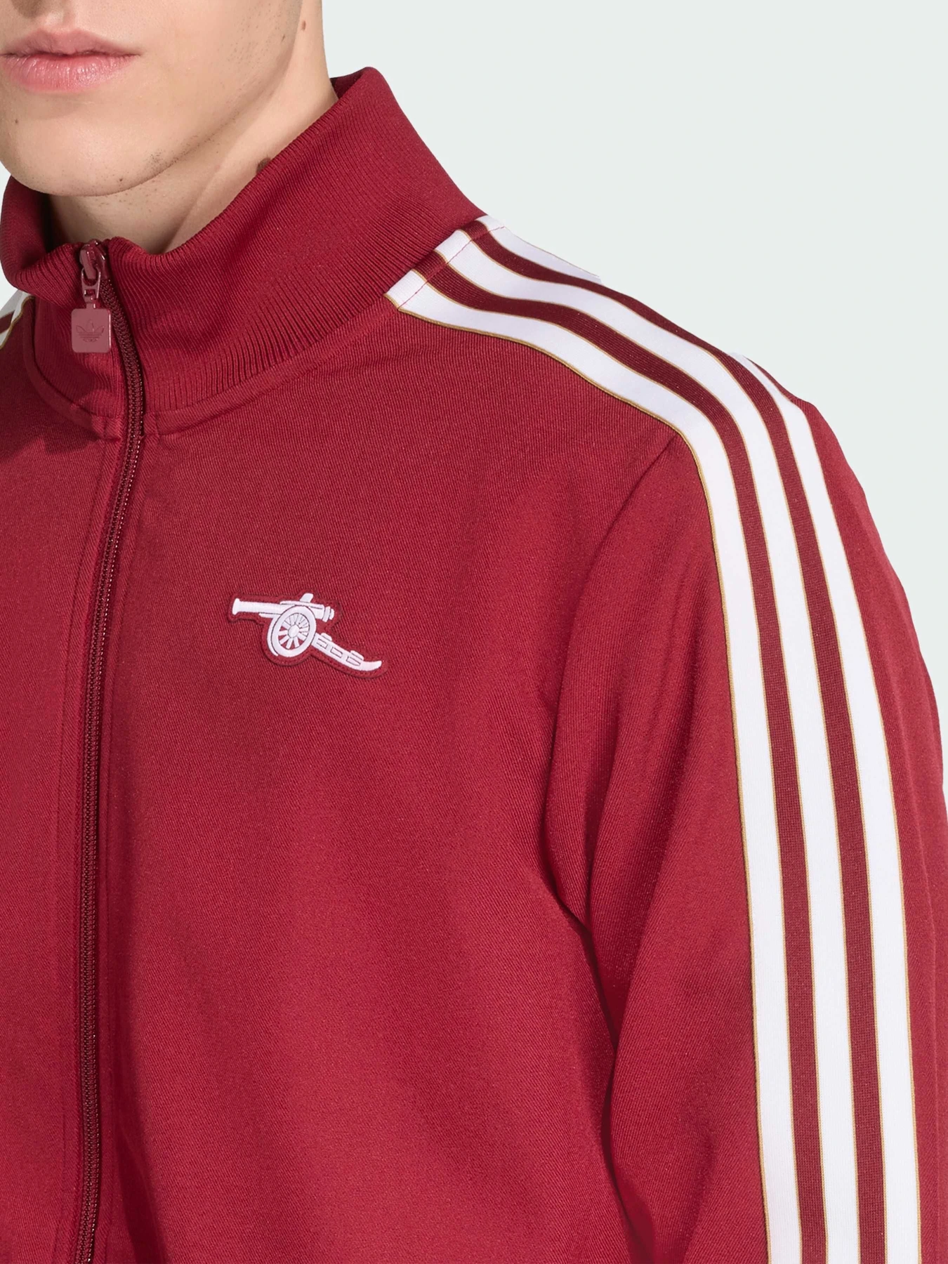 Худи и свитшоты Adidas модель JM9390 Худи и свитшоты Adidas модель JM9390 Фото