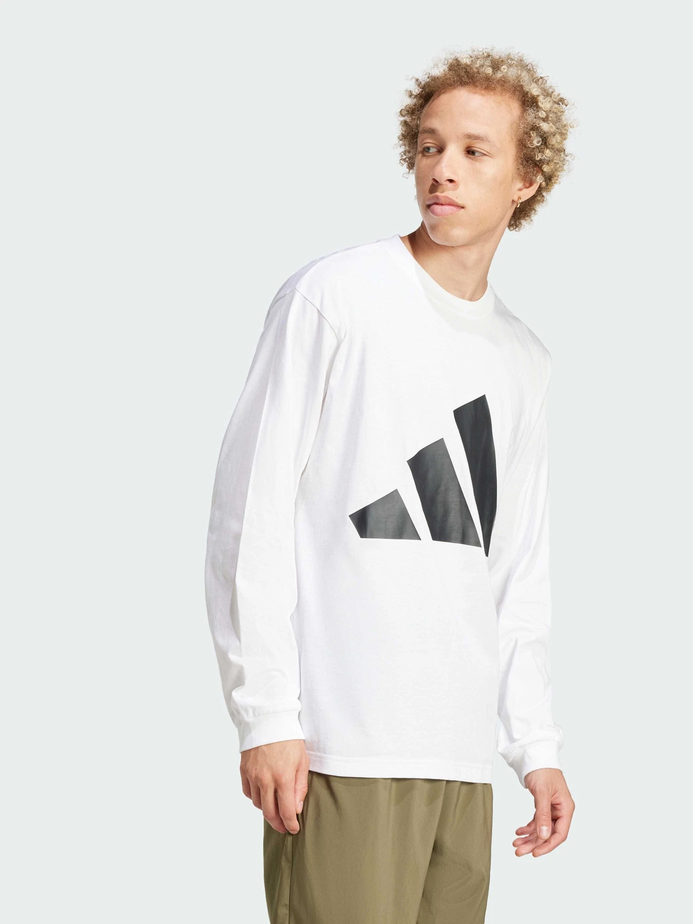 Худі та світшоти Adidas модель IN6181 Худі та світшоти Adidas модель IN6181 Фото