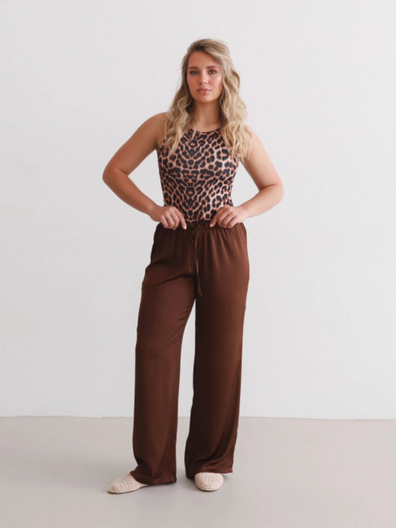 Брюки Lilove модель 327 Брюки Lilove модель 327 Фото