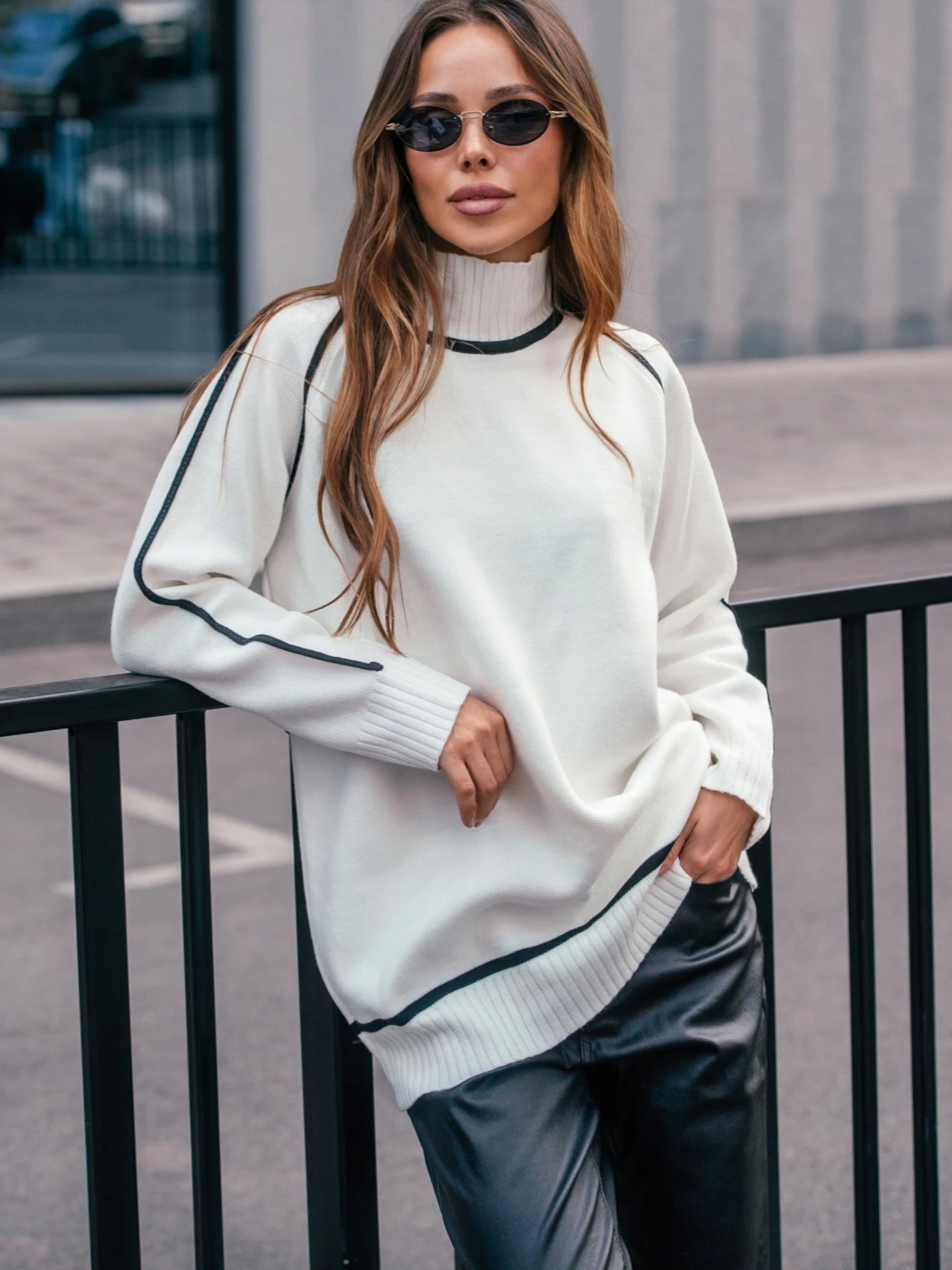 Худи и свитшоты Dressa модель 70869 Худи и свитшоты Dressa модель 70869 Фото