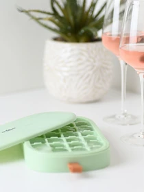 Форма для льоду з кришкою на 28 секцій MBM HOME модель KP-64 GREEN Фото