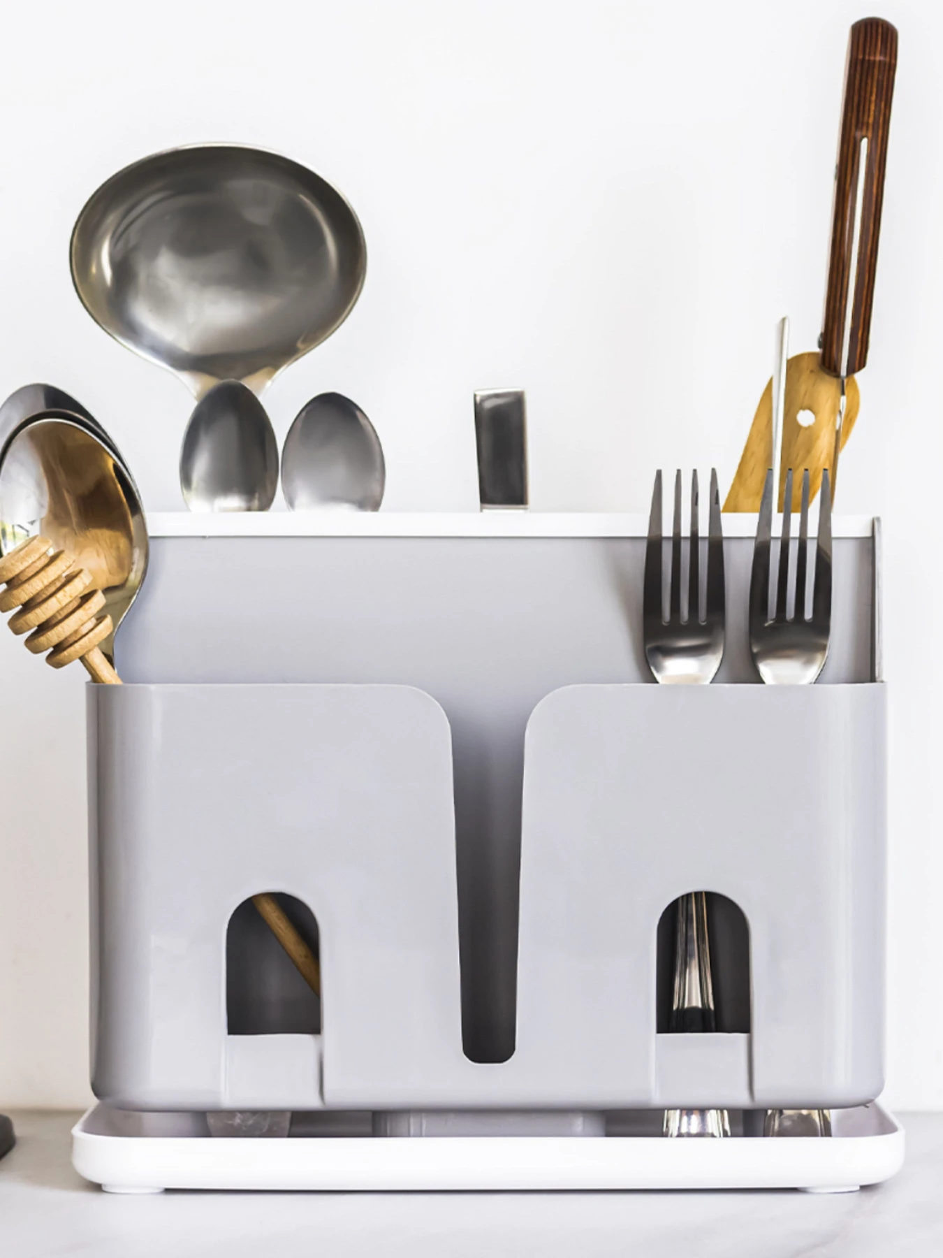 Подставка для кухонных принадлежностей MBM HOME модель KP-55 GRAY/WHITE Подставка для кухонных принадлежностей MBM HOME модель KP-55 GRAY/WHITE Фото