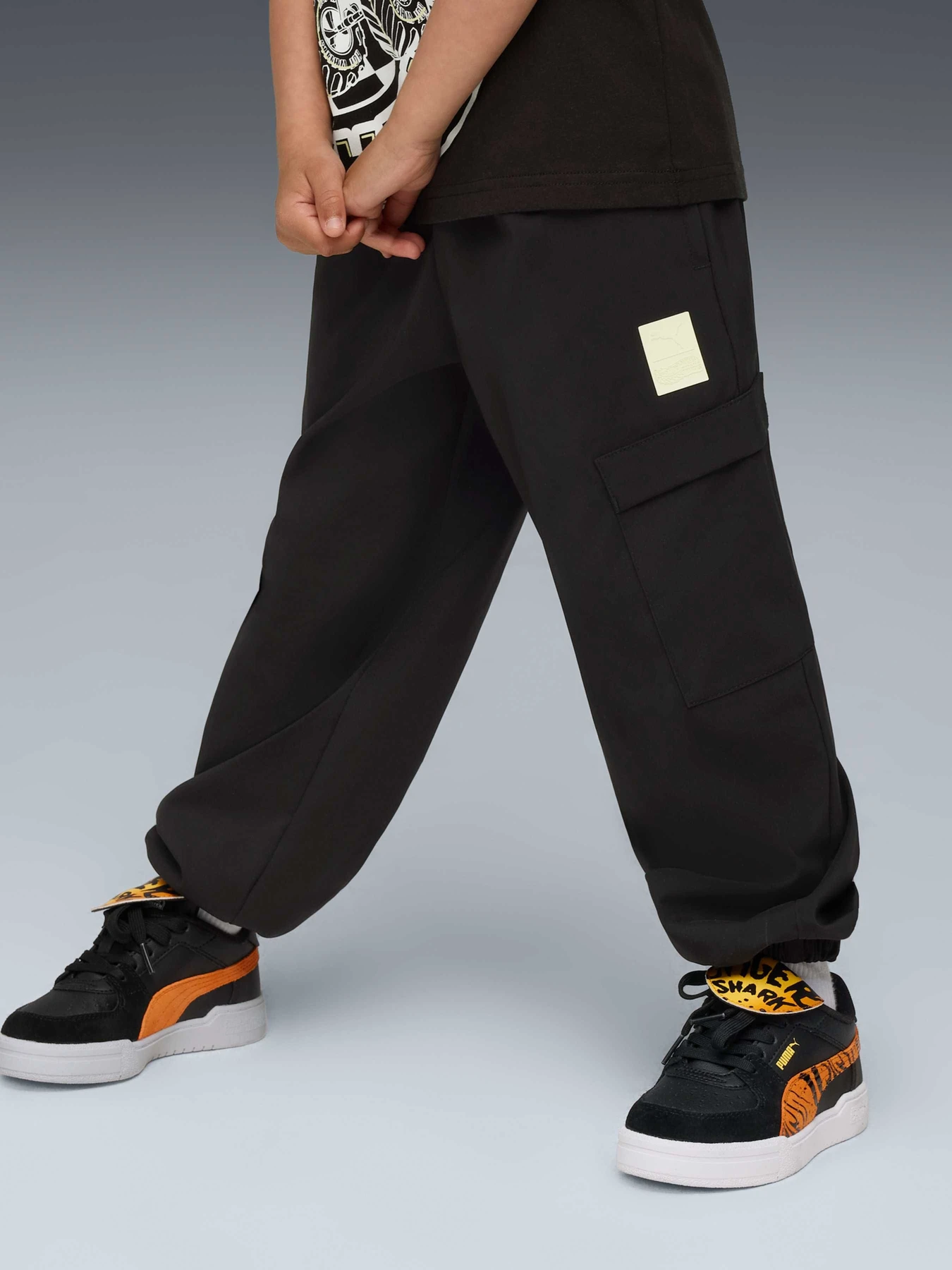 Брюки PUMA x Hot Wheels Cargo Pant модель 632403 Брюки PUMA x Hot Wheels Cargo Pant модель 632403 Фото