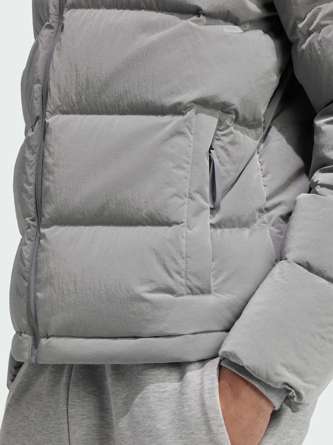 Куртки и дубленки Adidas модель JL5076 Куртки и дубленки Adidas модель JL5076 Фото