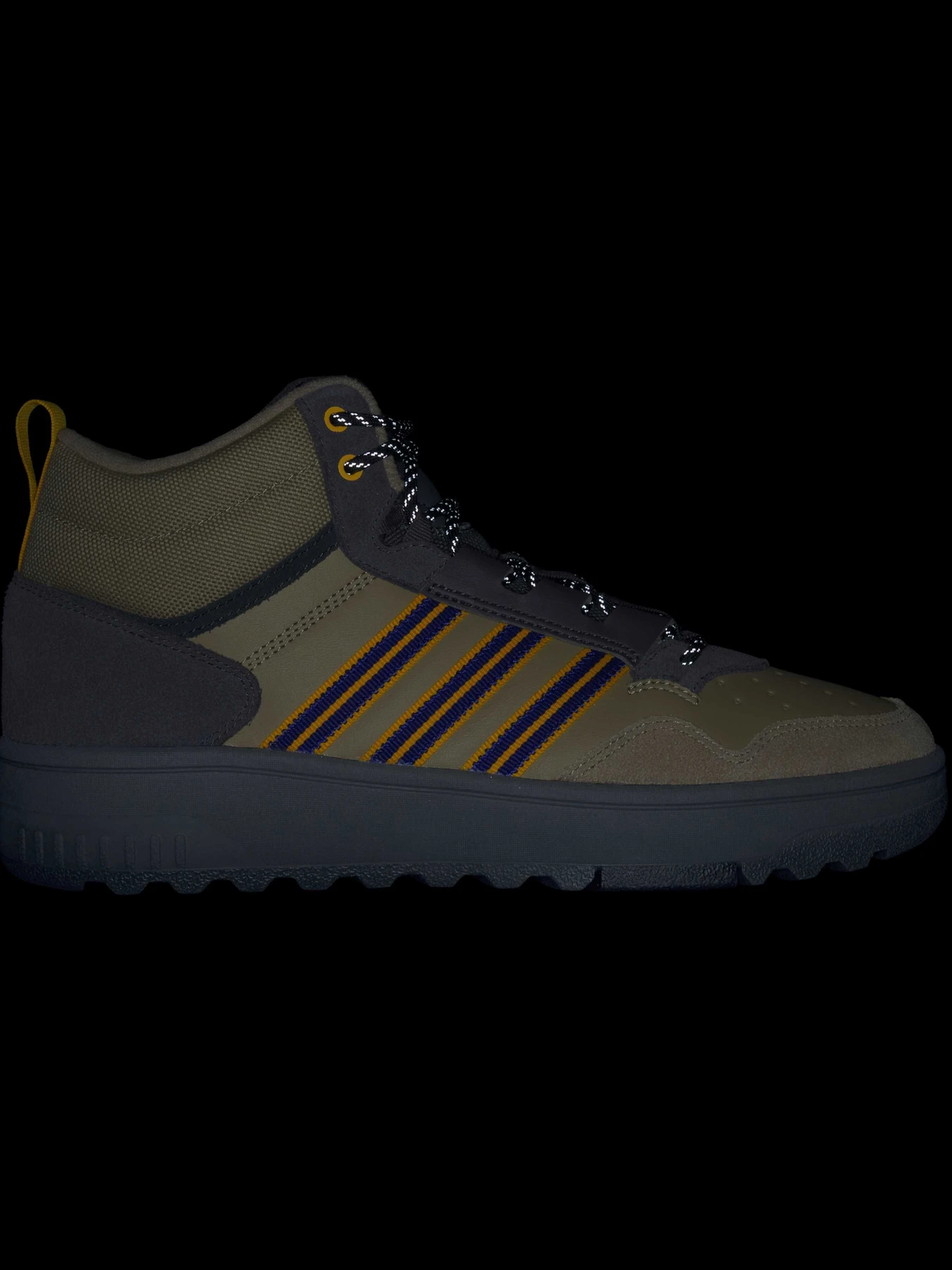 Кросівки Adidas Hoops модель JR6704 Кросівки Adidas Hoops модель JR6704 Фото