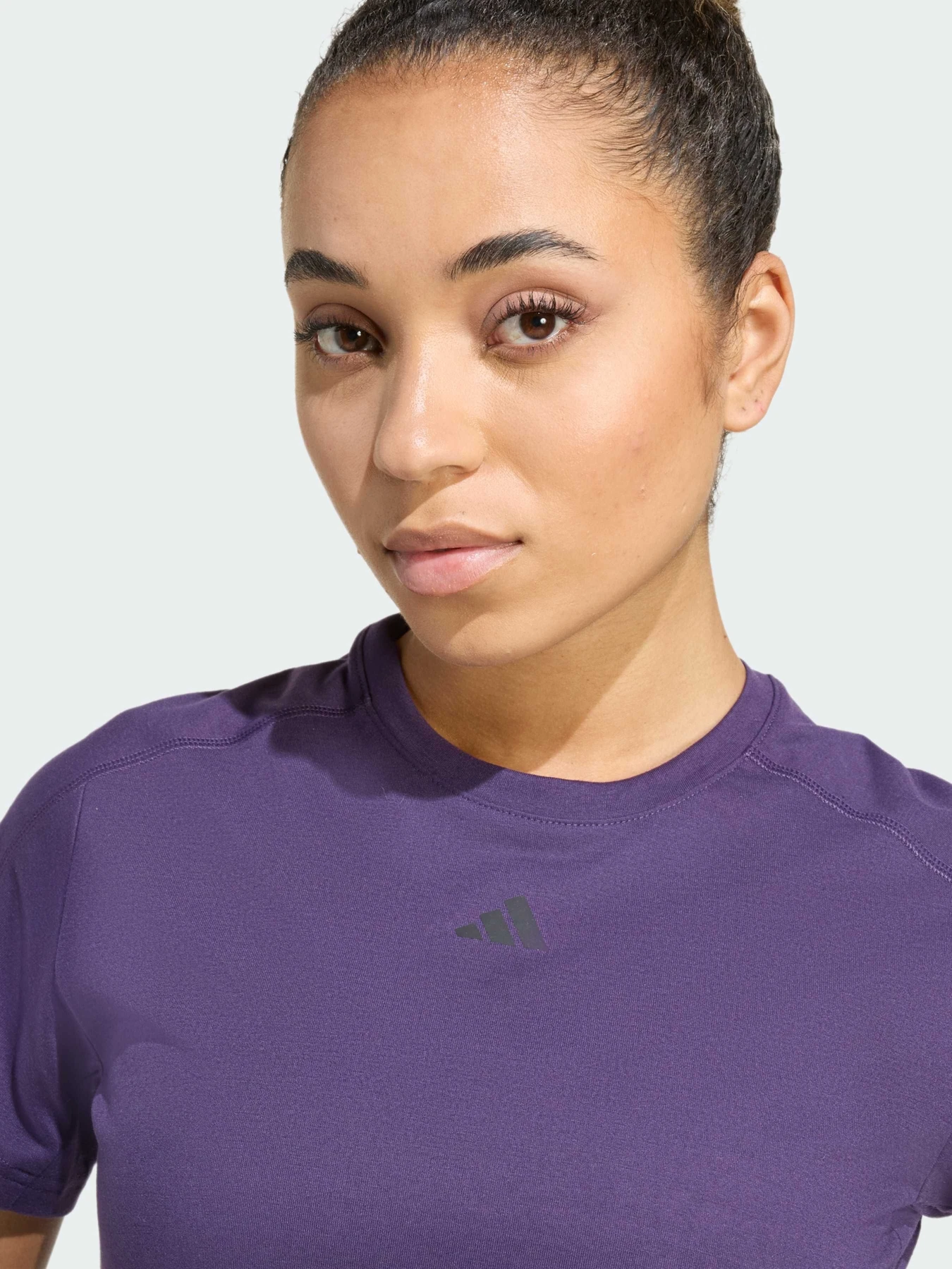 Футболки и поло Adidas модель JY4573 Футболки и поло Adidas модель JY4573 Фото