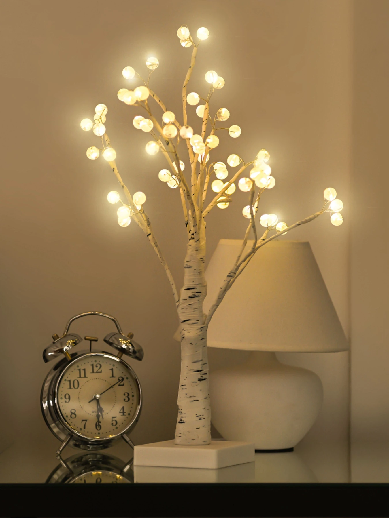 Дерево светодиодное на батарейках MBM HOME модель DH-LAMP-04 WHITE Дерево светодиодное на батарейках MBM HOME модель DH-LAMP-04 WHITE Фото