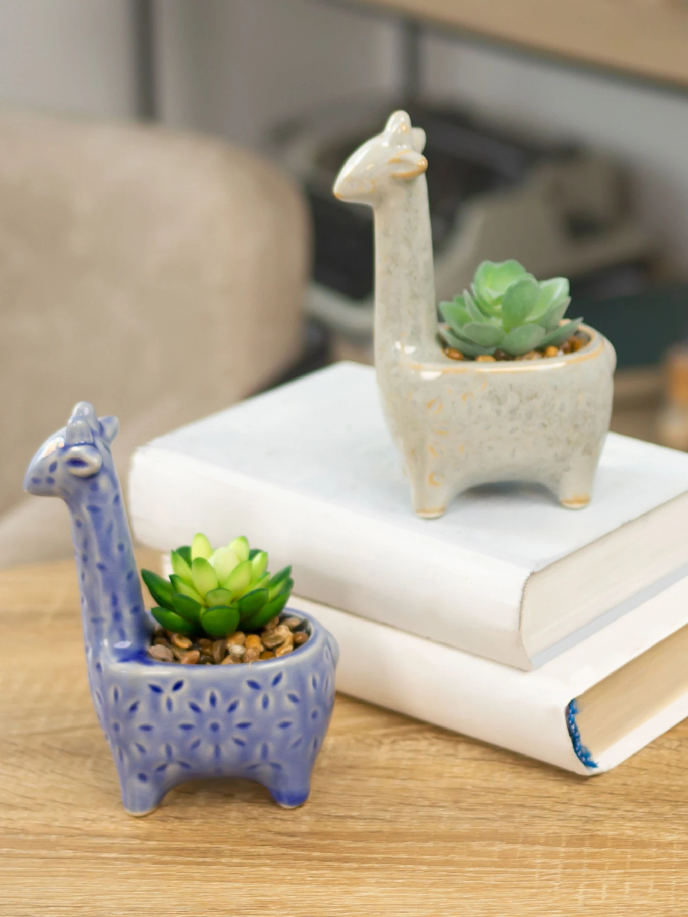 Искусственное растение в горшке MBM HOME модель DH-FLOWERS-20 GREEN/WHITE Искусственное растение в горшке MBM HOME модель DH-FLOWERS-20 GREEN/WHITE Фото