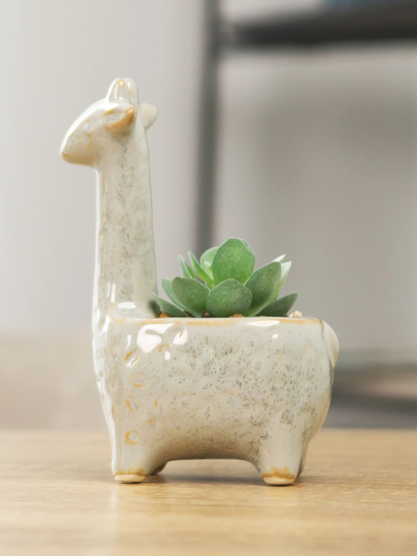 Искусственное растение в горшке MBM HOME модель DH-FLOWERS-20 GREEN/WHITE Искусственное растение в горшке MBM HOME модель DH-FLOWERS-20 GREEN/WHITE Фото