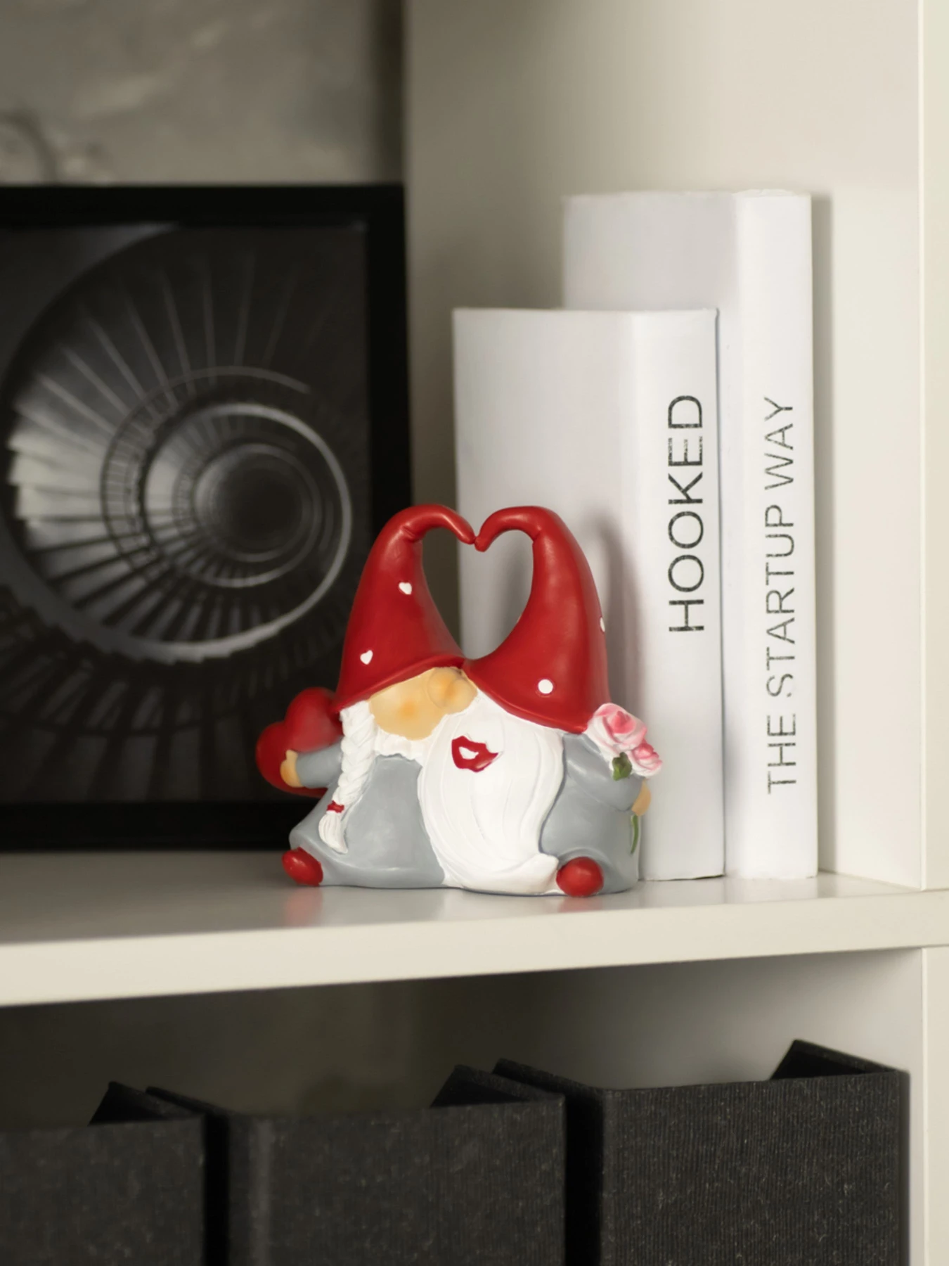 Статуэтка "Гномы с сердцем" MBM HOME модель DH-ST-18 COLOR Статуэтка "Гномы с сердцем" MBM HOME модель DH-ST-18 COLOR Фото