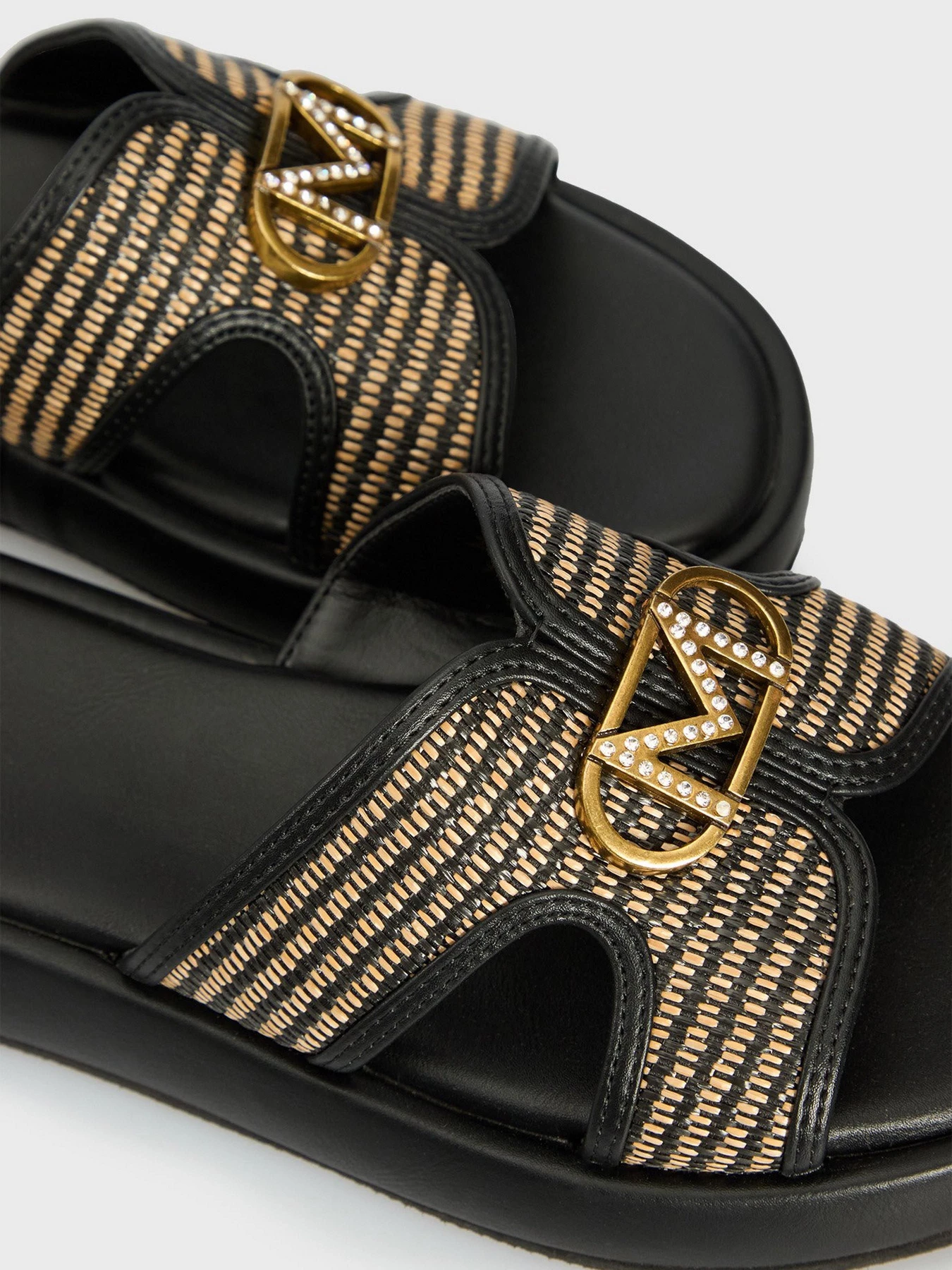 Шлёпанцы MEXX модель MI001603351W Шлёпанцы MEXX модель MI001603351W Фото