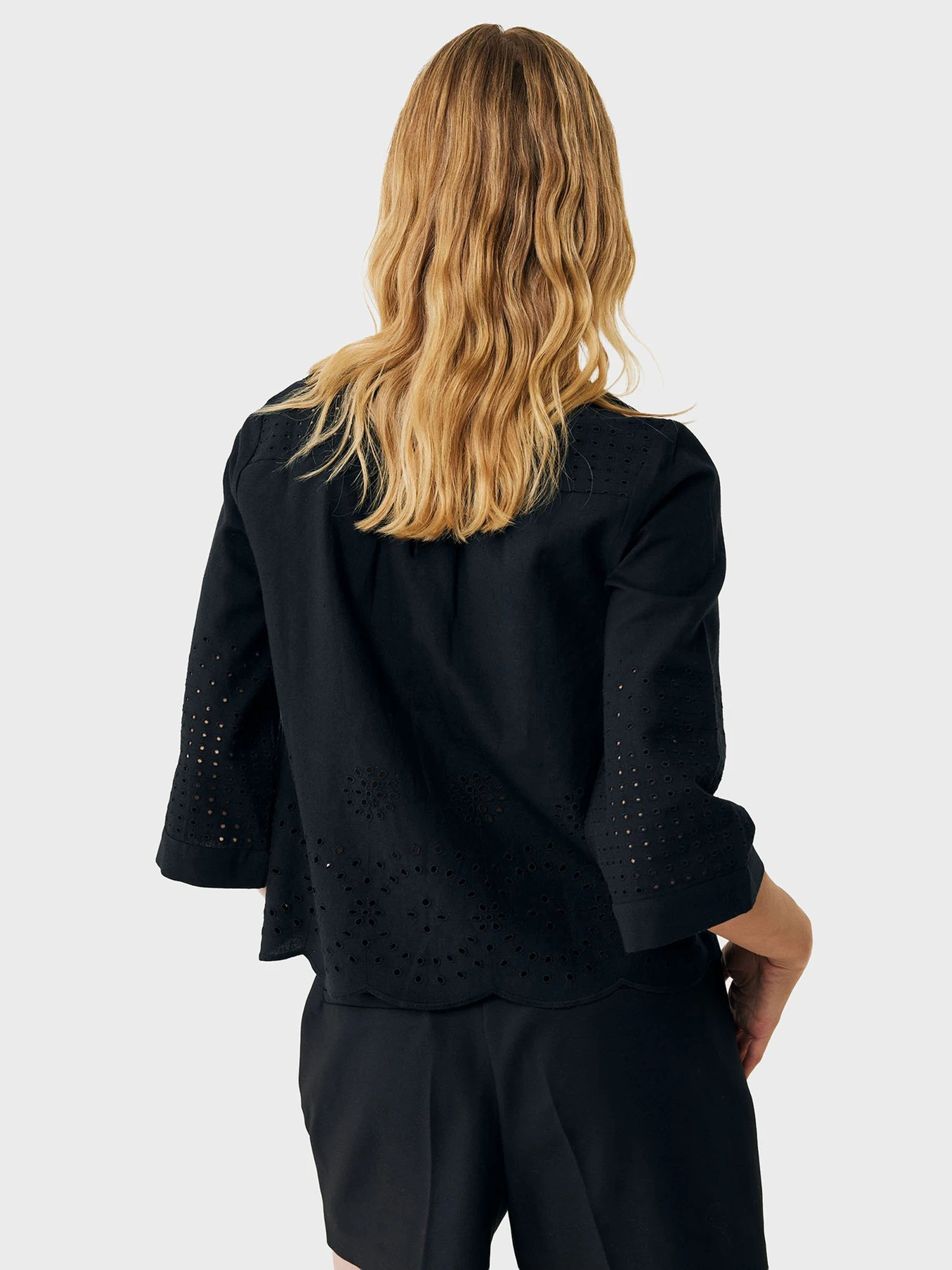 Рубашки MEXX модель MF006103651W Рубашки MEXX модель MF006103651W Фото